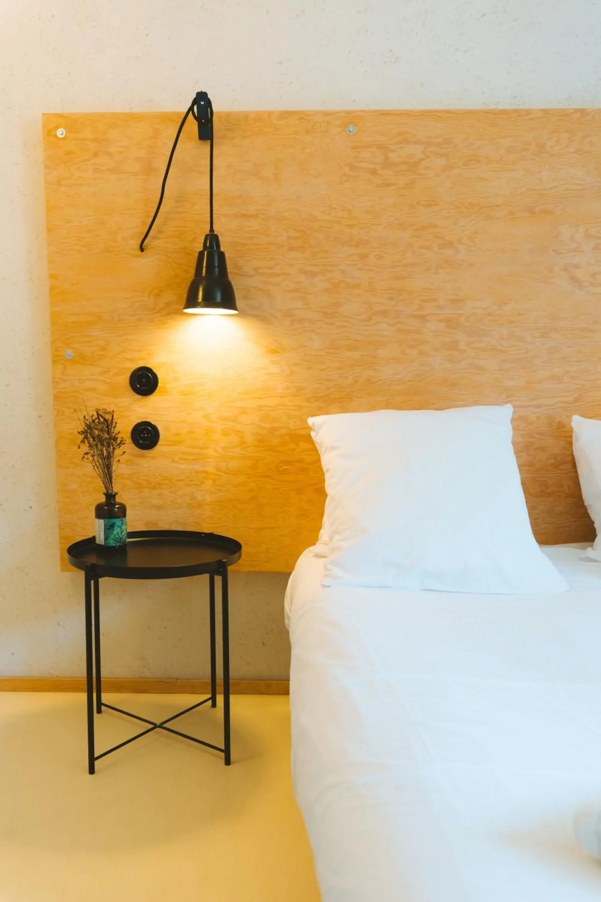 Double Room with Private Bathroom in Hostel Quartier Libre Double Room with Private Bathroom in Hostel Quartier Libre