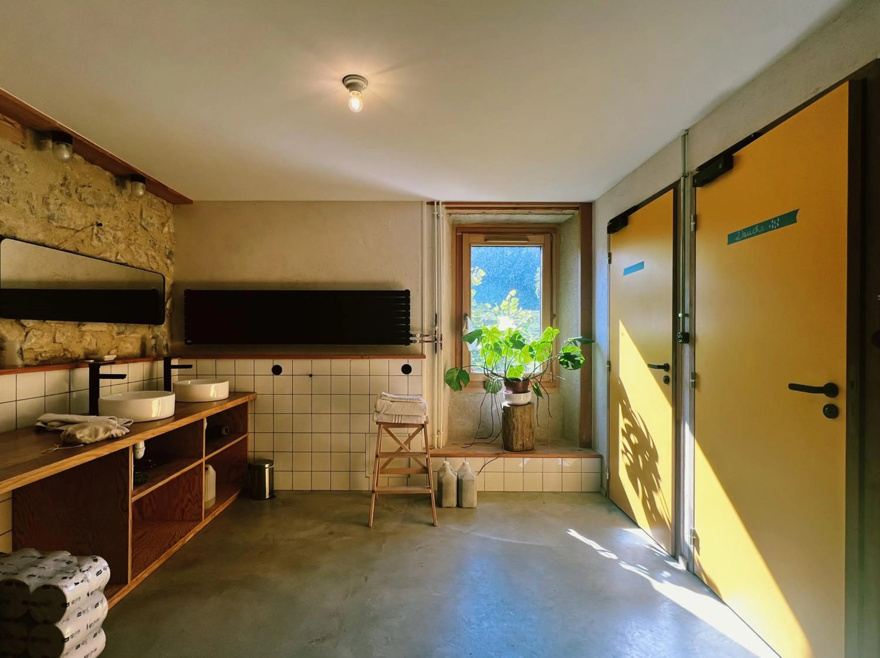 Bathroom in Hostel Quartier Libre