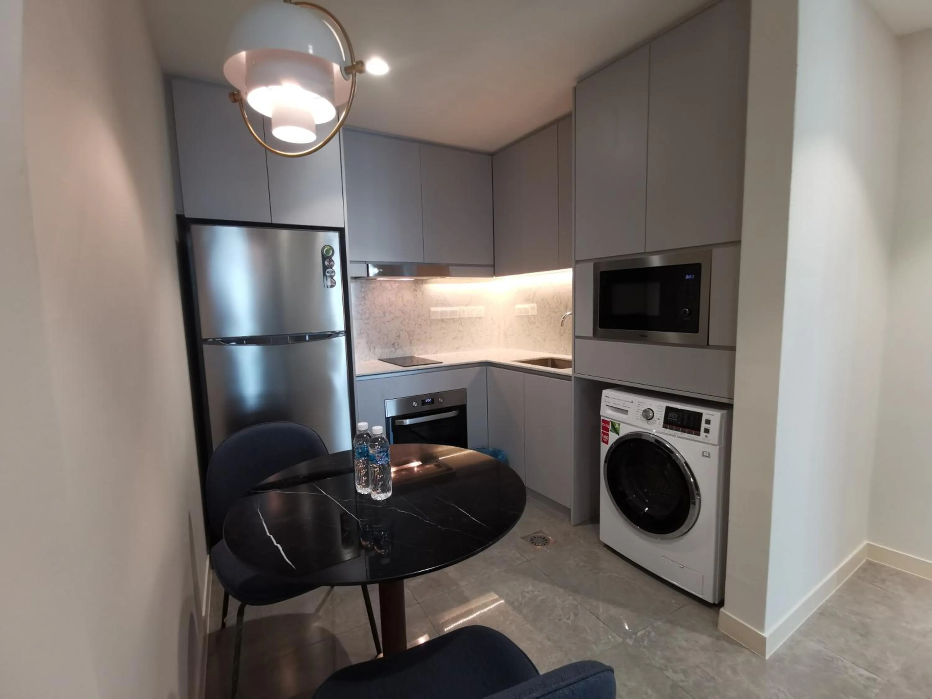 The Ooak Suites and Residence@ Kiara 163