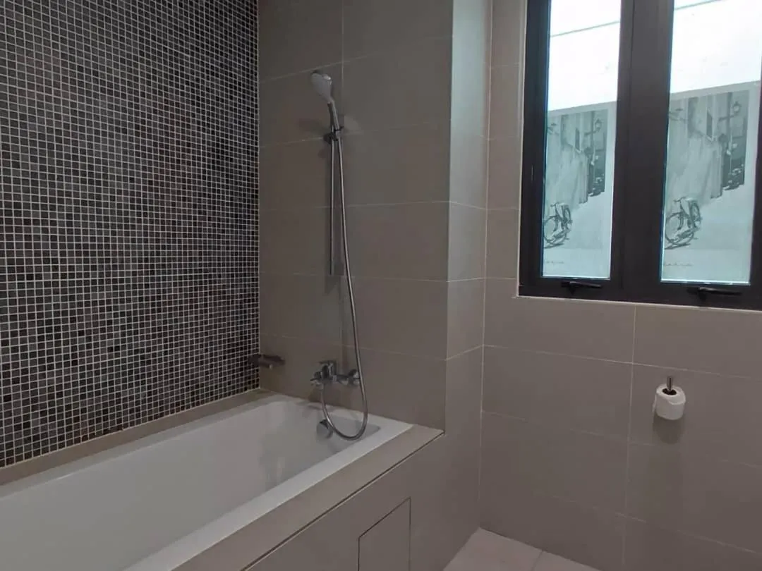 The Ooak Suites and Residence@ Kiara 163