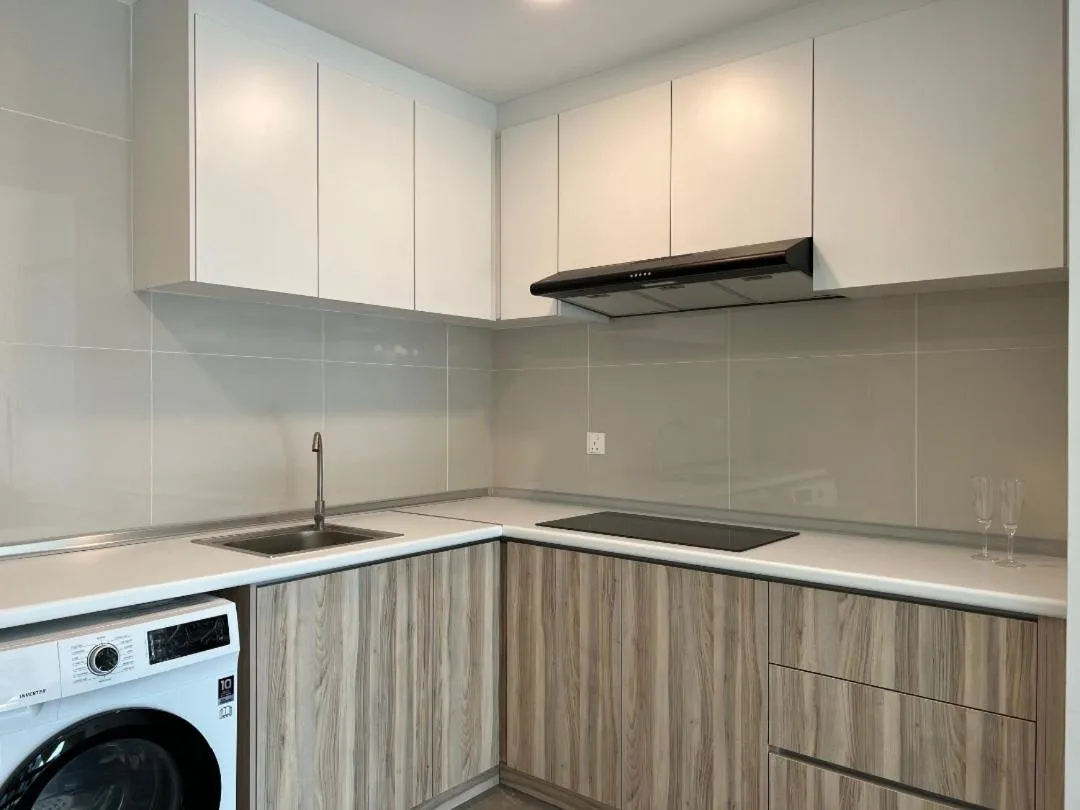 The Ooak Suites and Residence@ Kiara 163