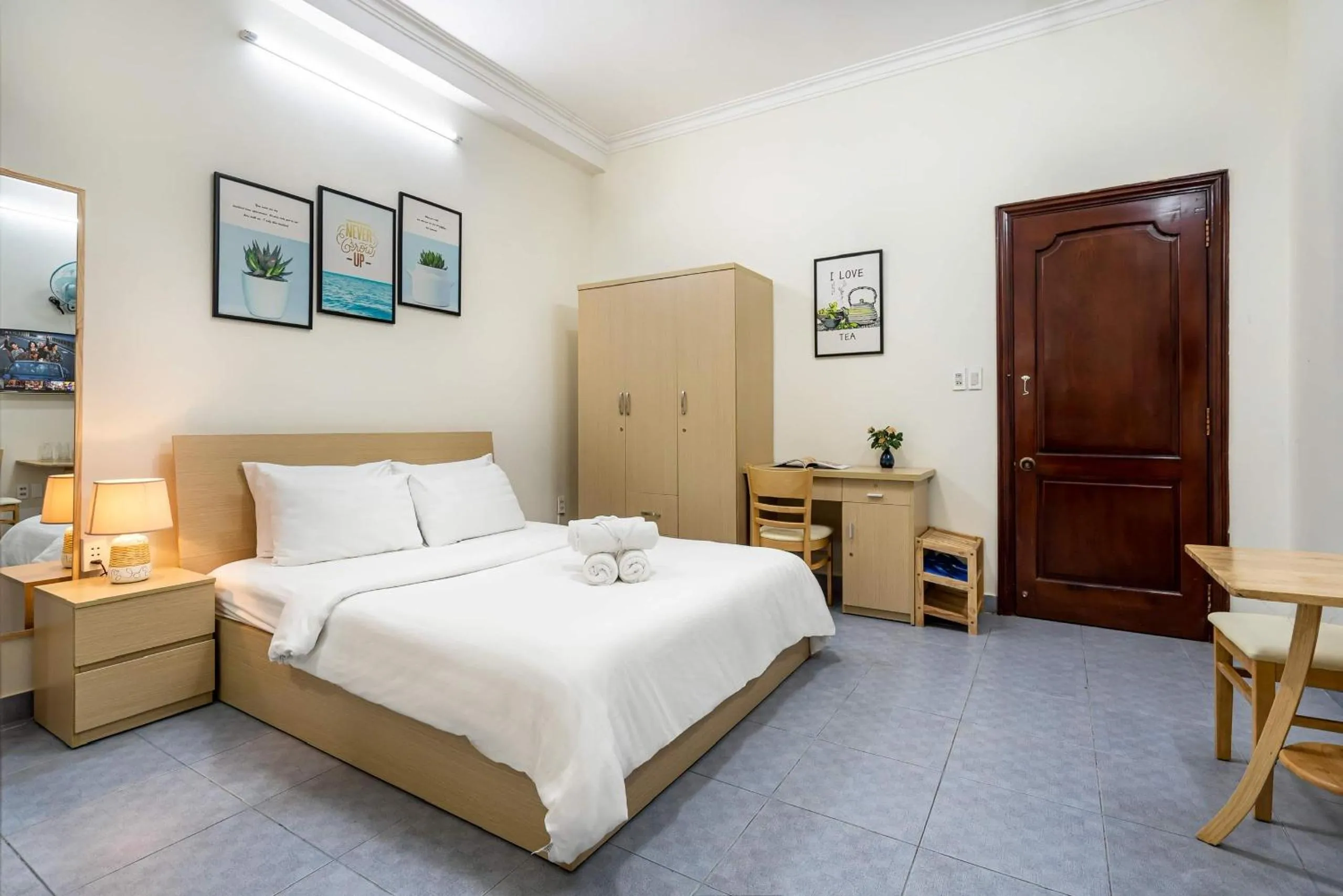 Photo of the whole room, Bed in We Home Nguyen Trai