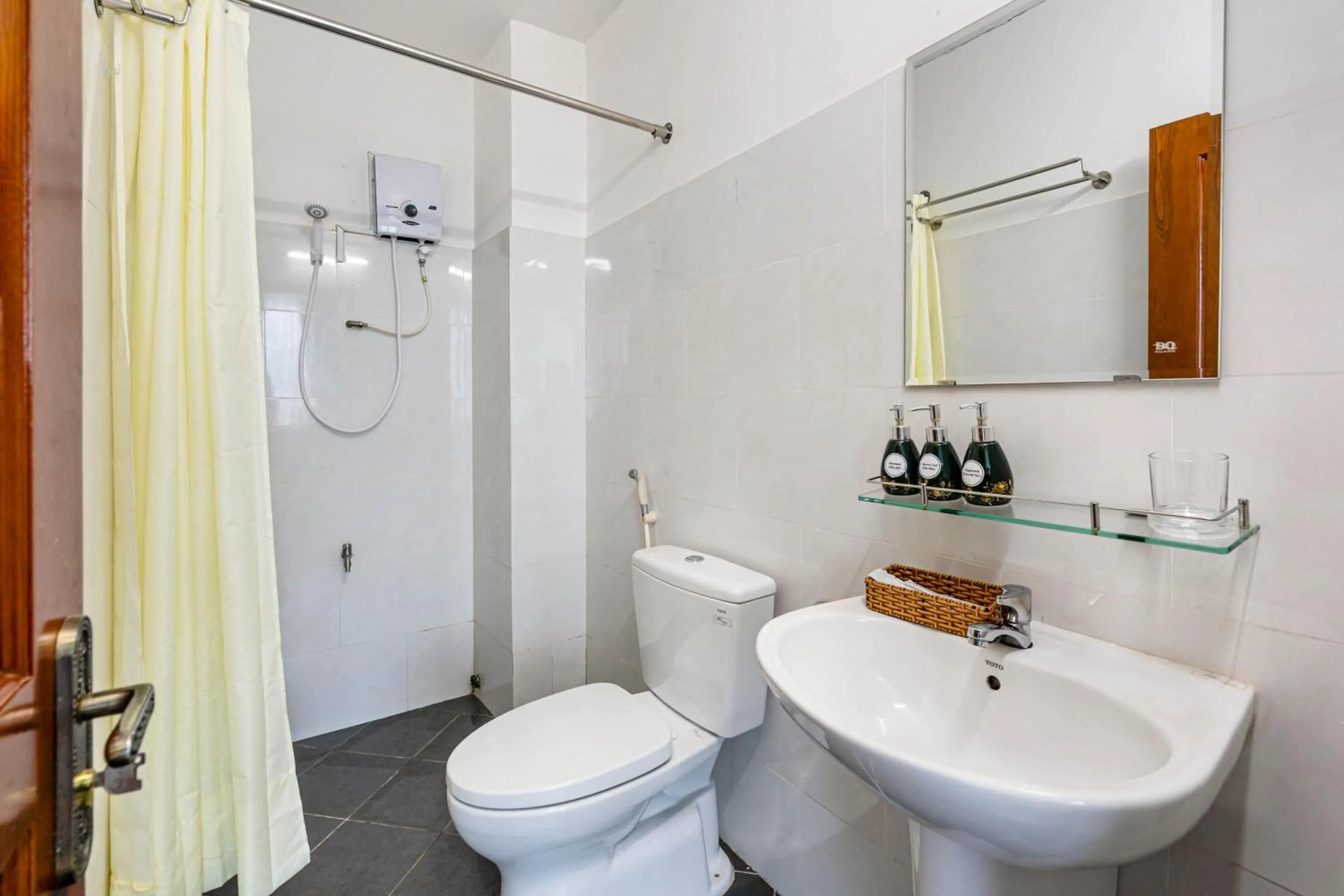 Bathroom in We Home Nguyen Trai