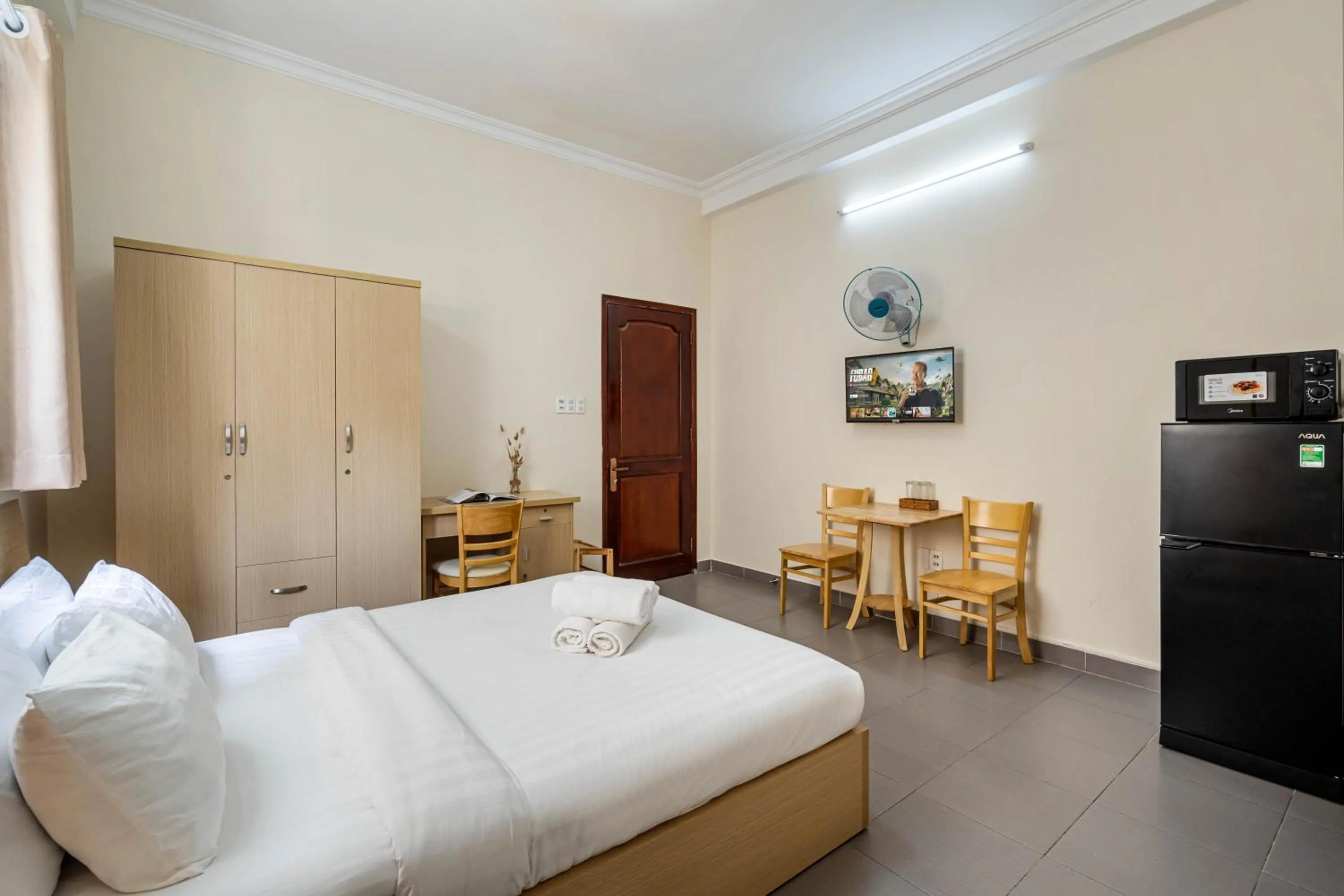 Photo of the whole room, Bed in We Home Nguyen Trai