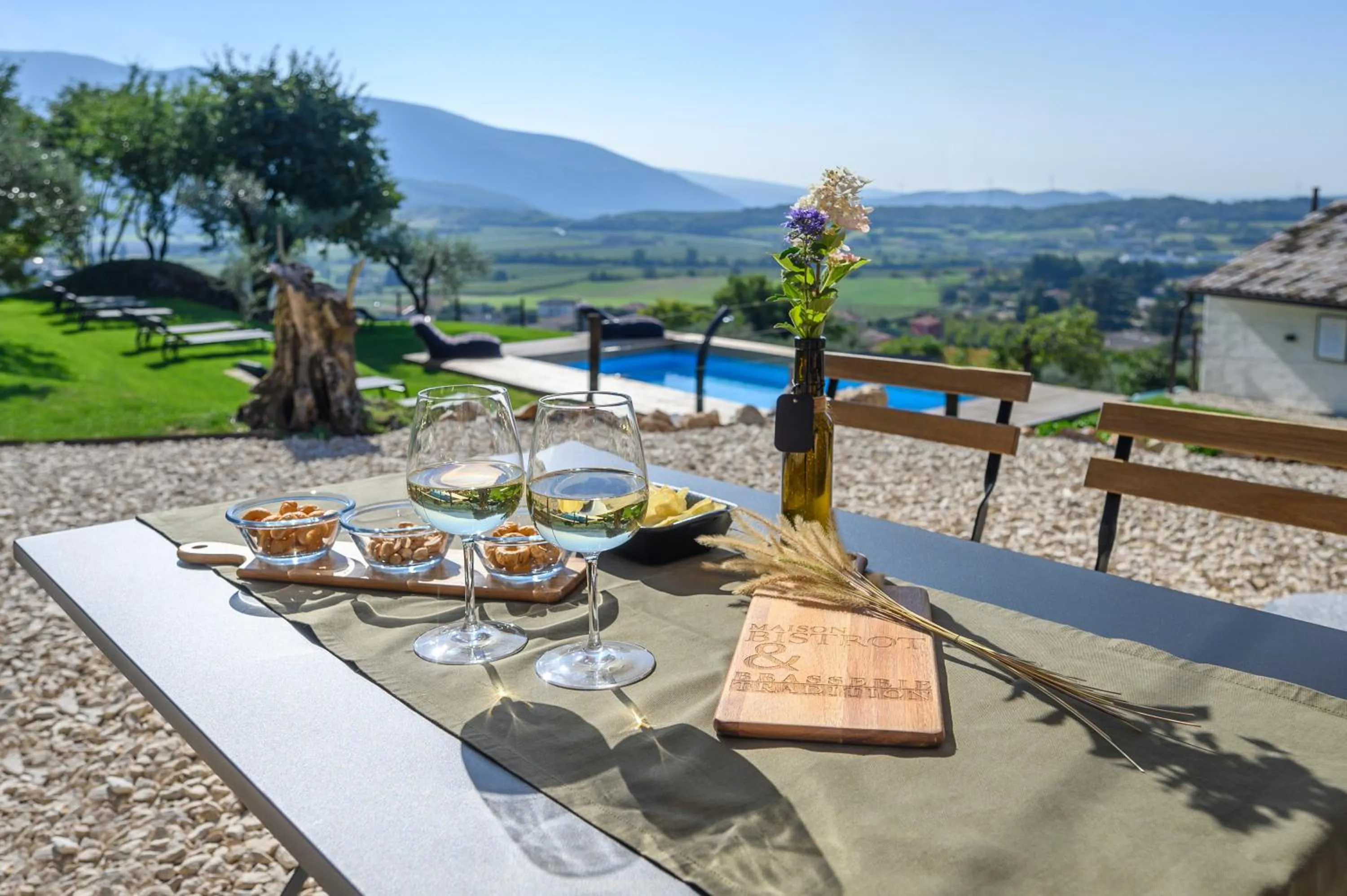 Garden in Agriturismo Maison 1933