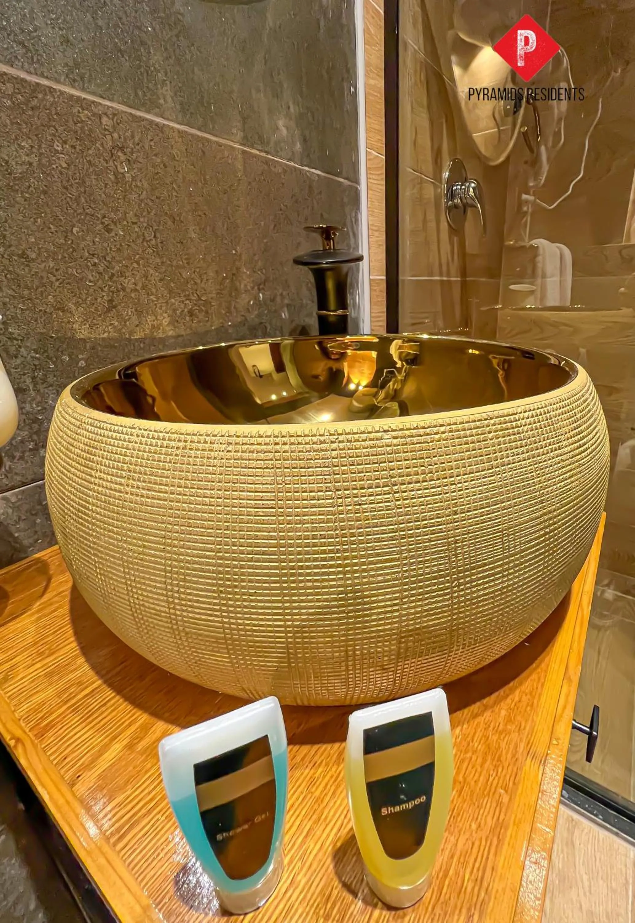 Bathroom in Pyramids View Guest House