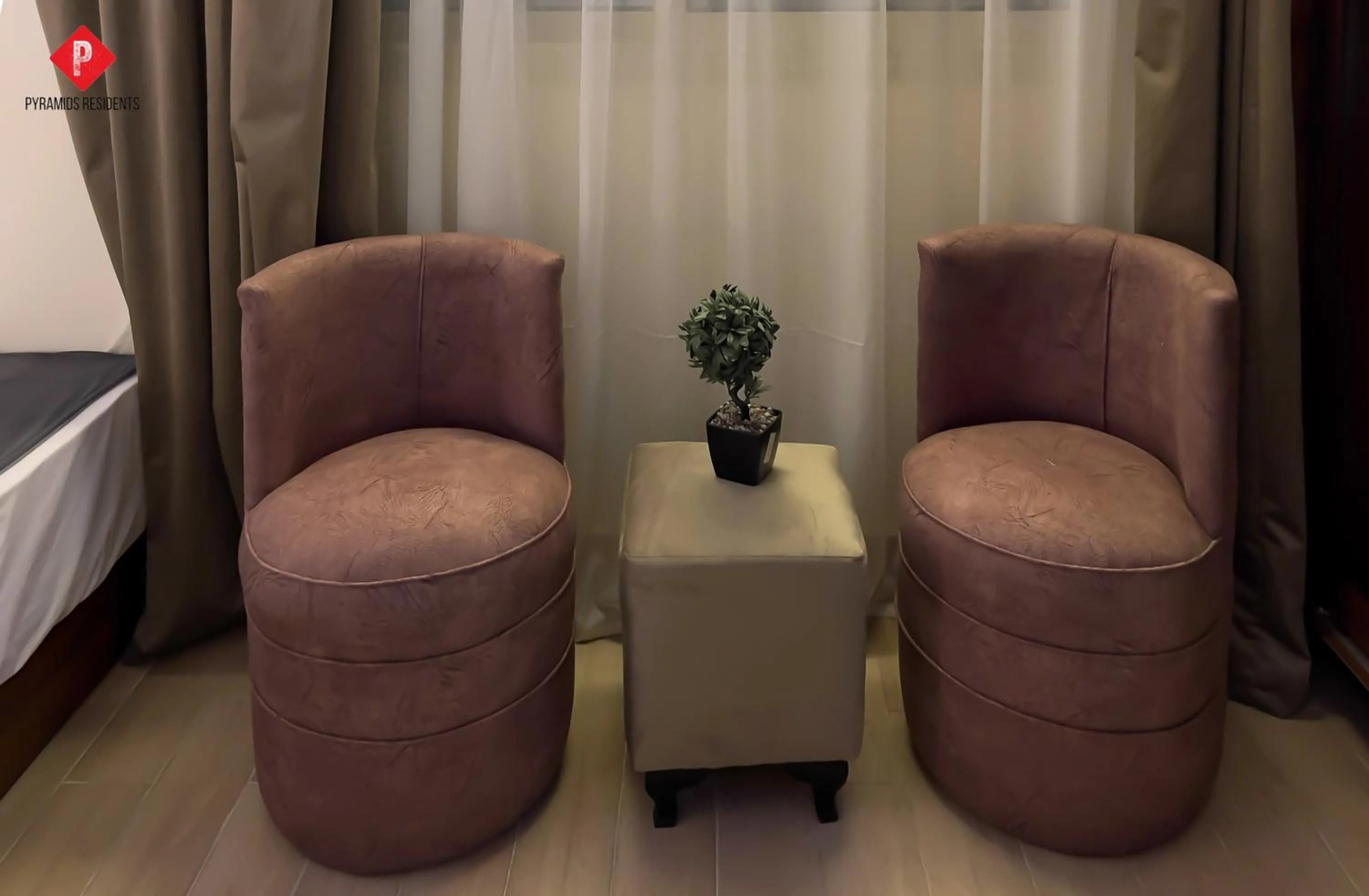 Living room in Pyramids View Guest House