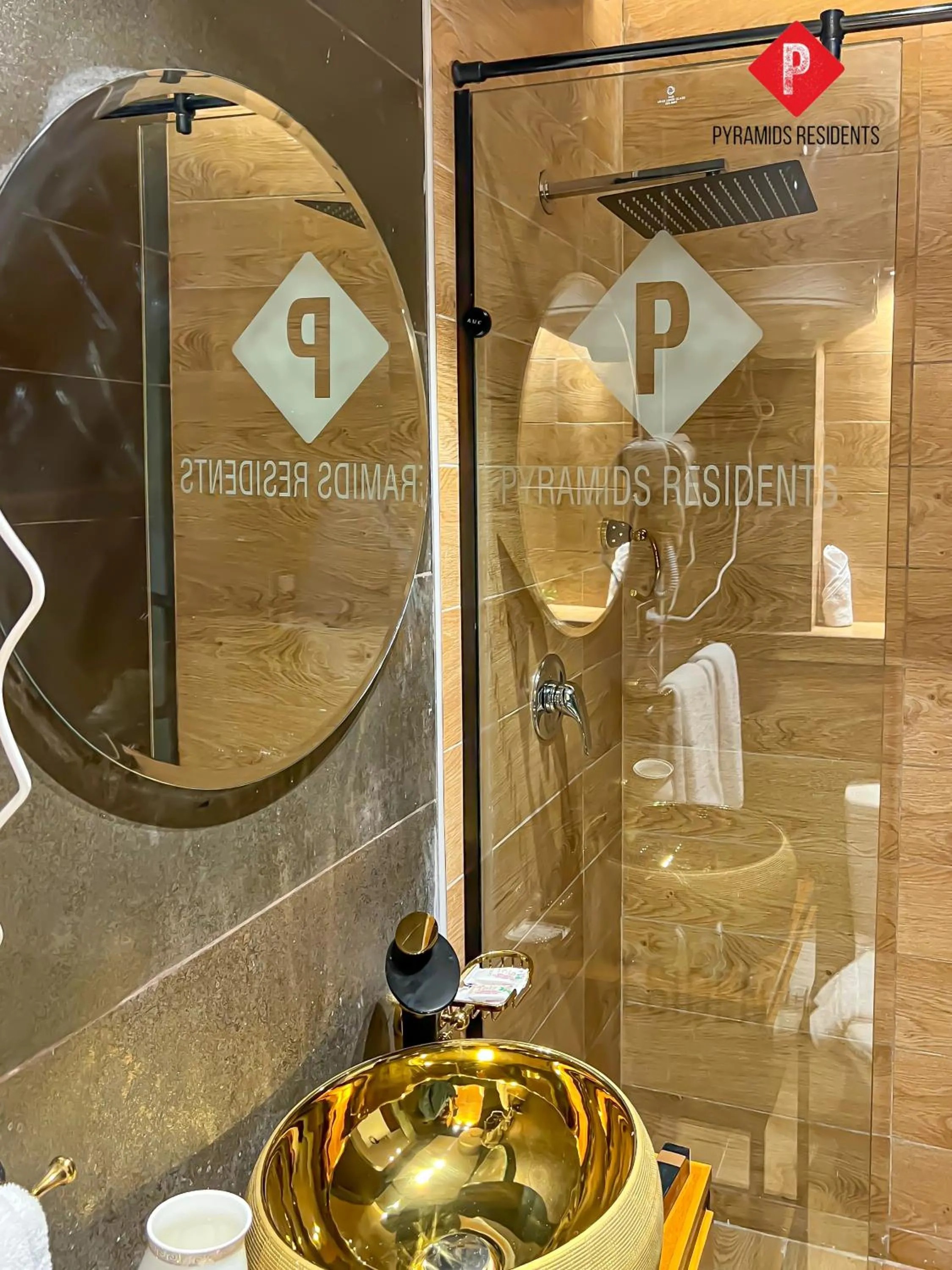 Bathroom in Pyramids View Guest House