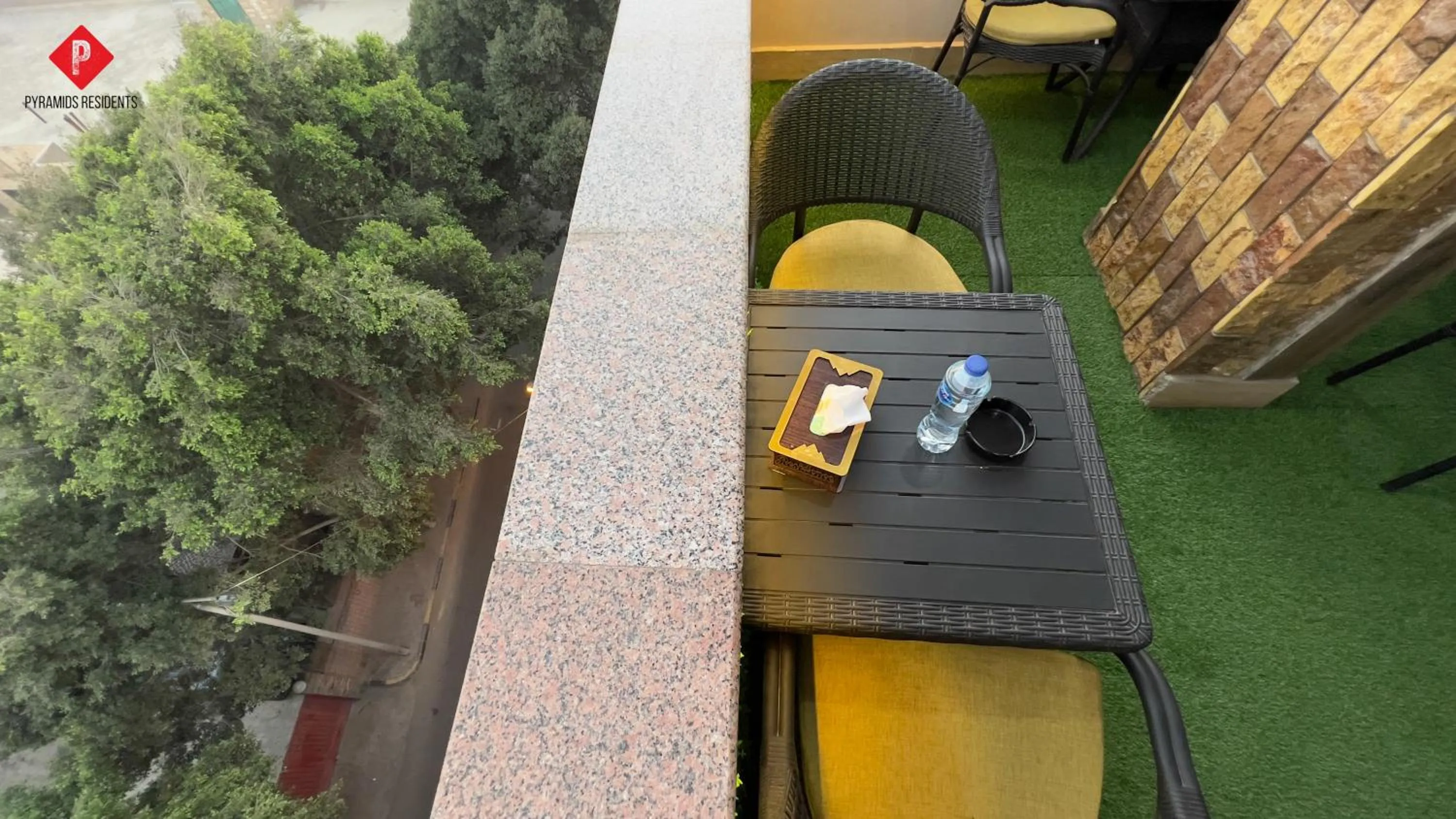 Restaurant/places to eat in Pyramids View Guest House