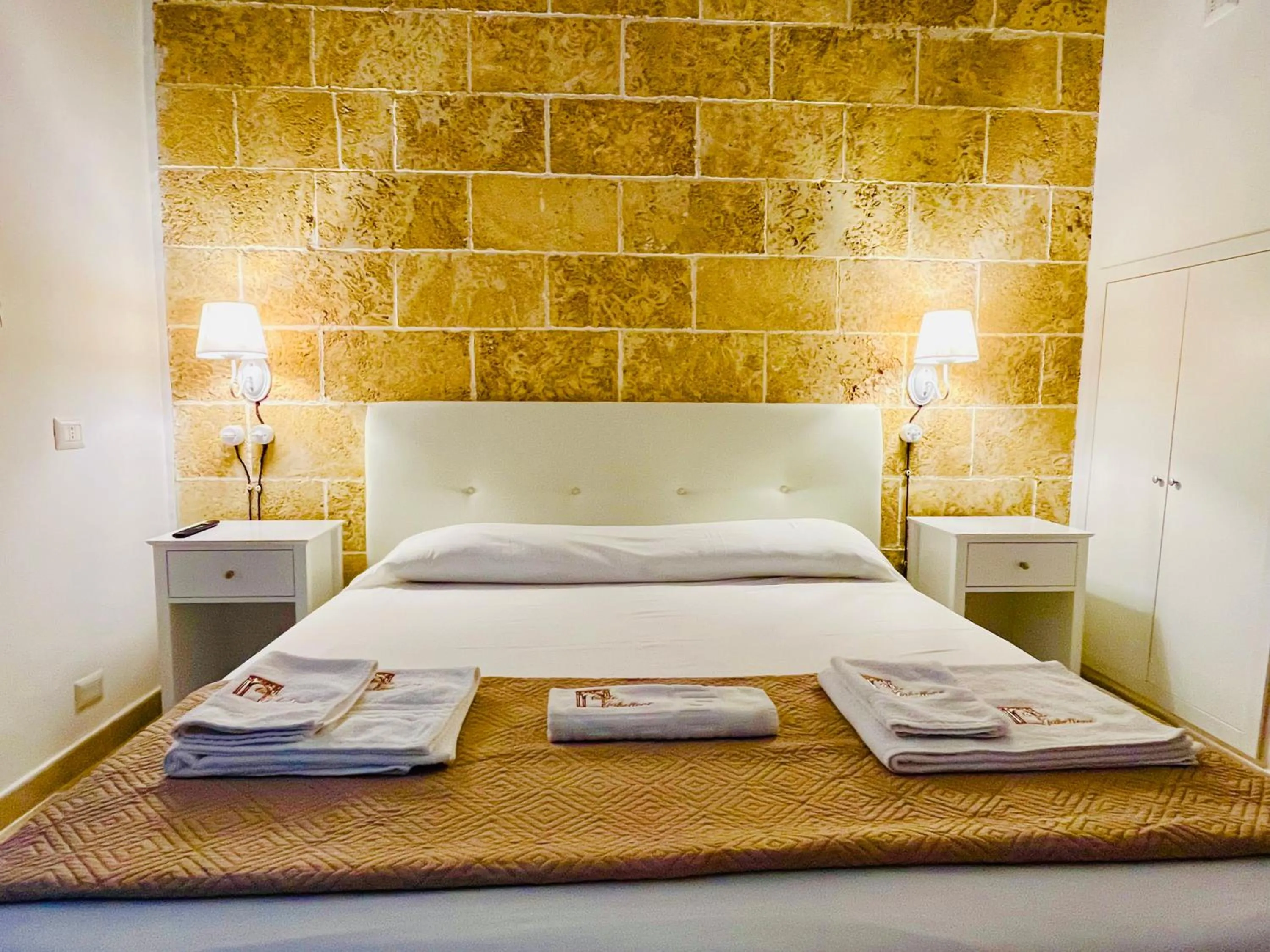 Swimming pool, Bed in Corte Gabellone - dimora storica