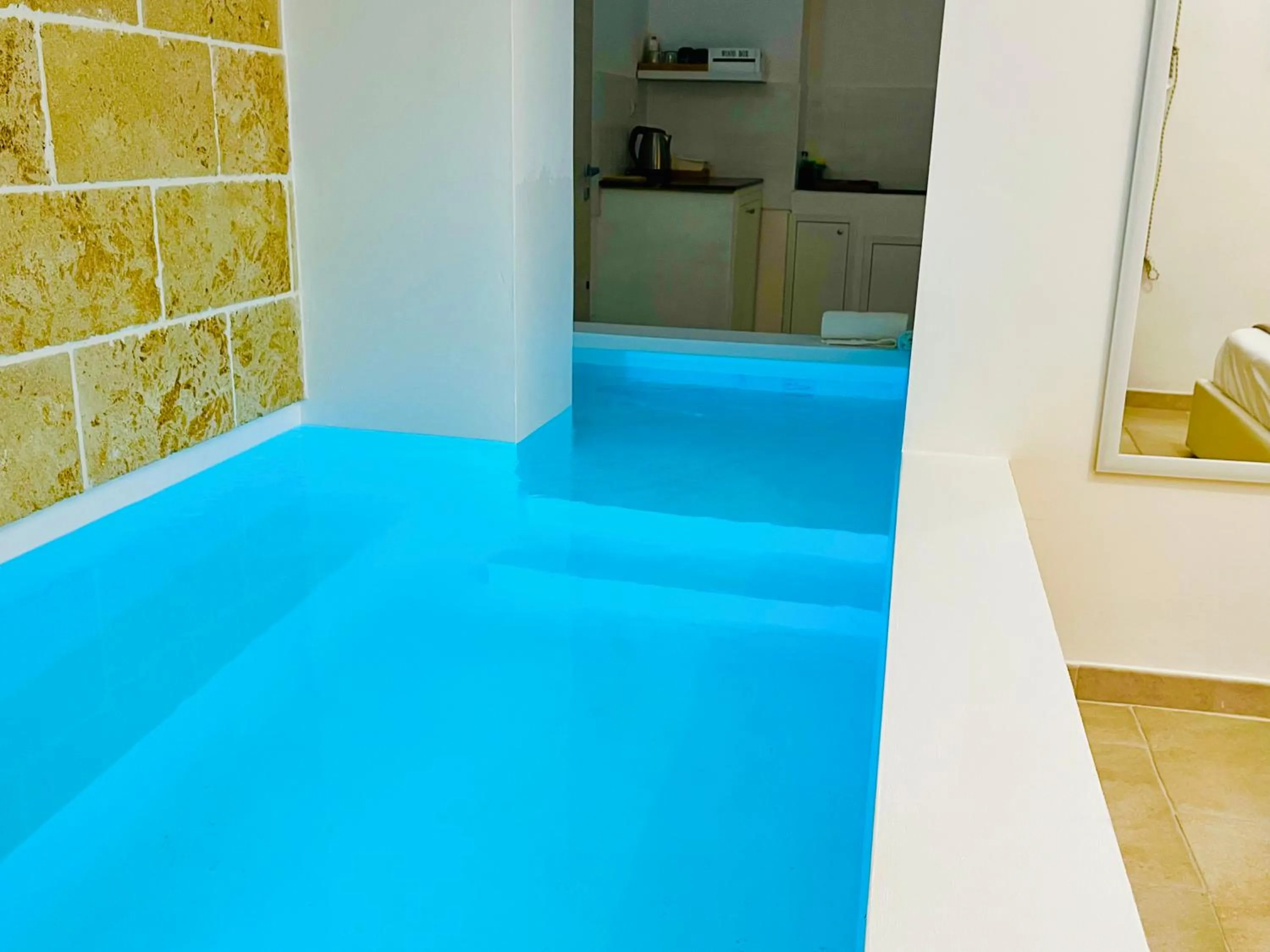 Swimming pool in Corte Gabellone - dimora storica