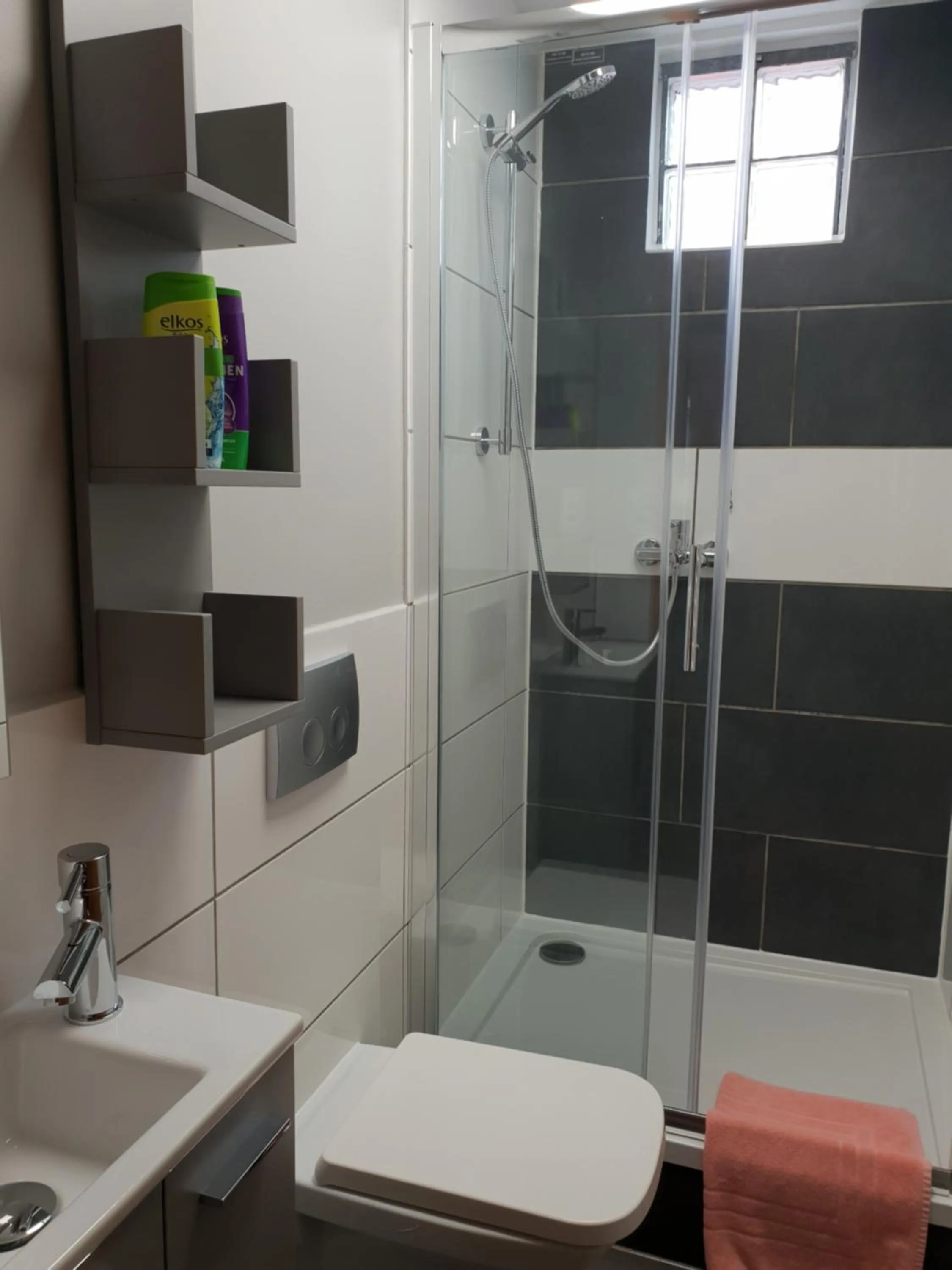 Bathroom in Waldhotel Lemberg