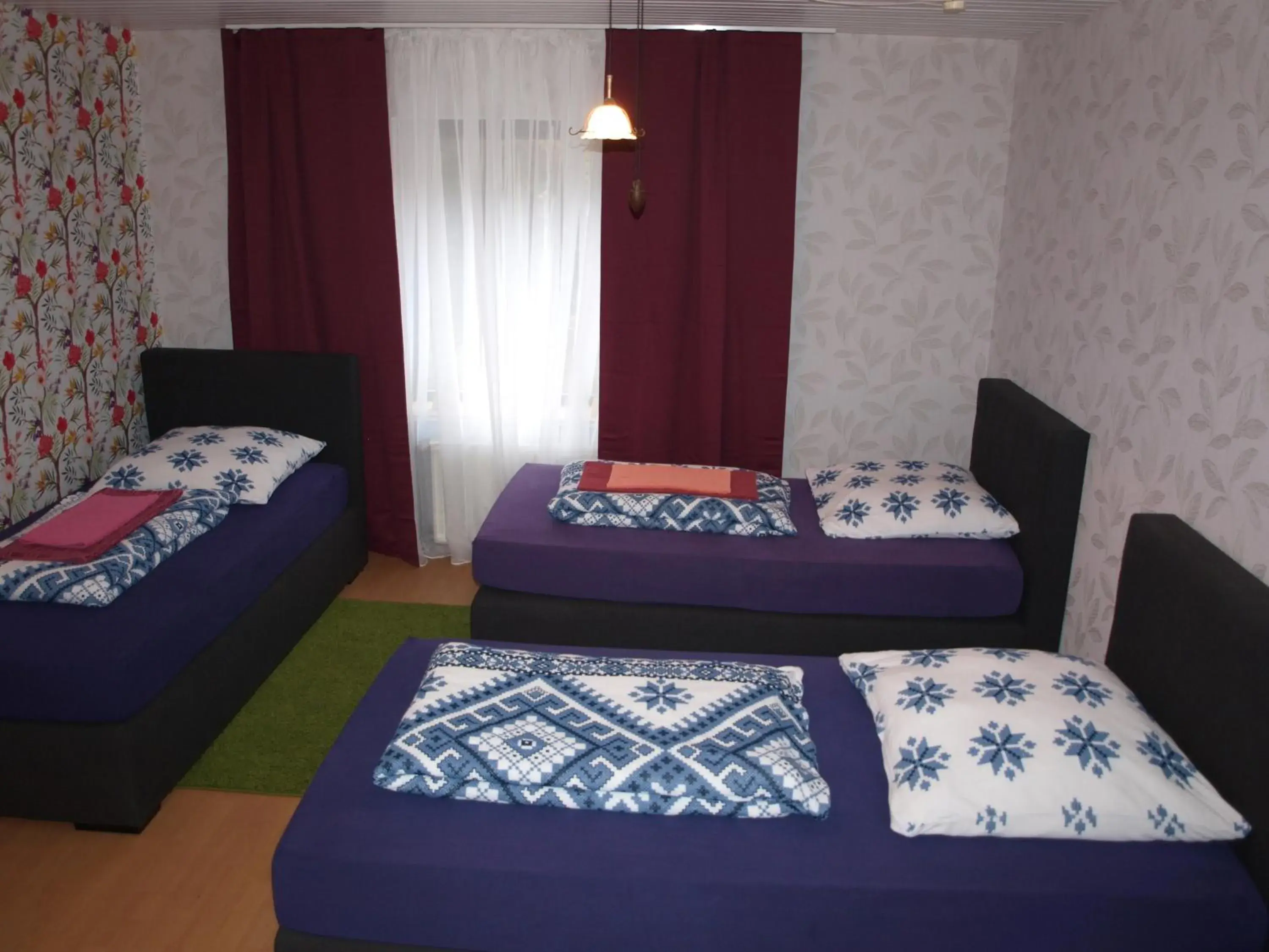 Triple Room with Bathroom in Waldhotel Lemberg Triple Room with Bathroom in Waldhotel Lemberg