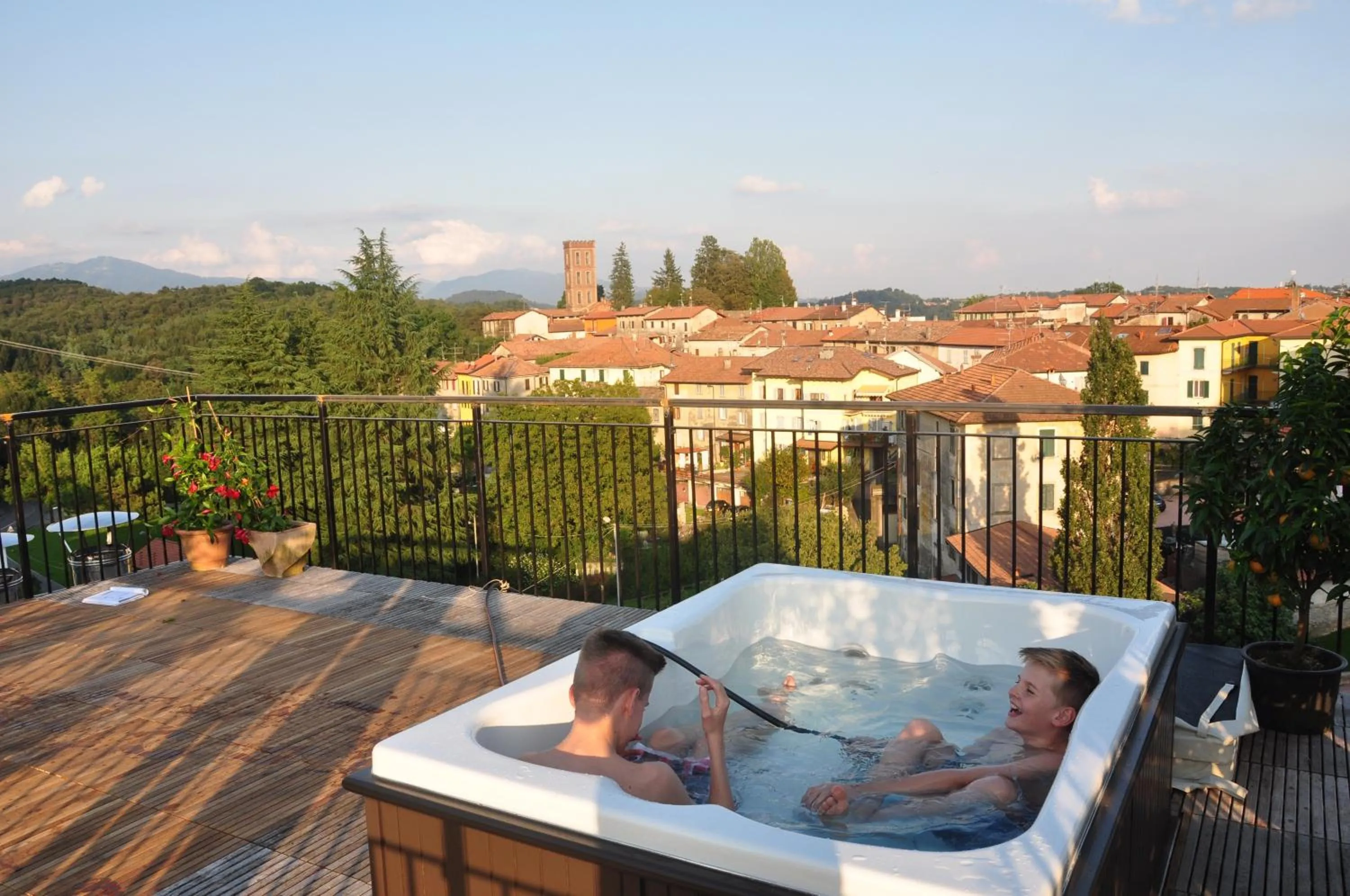 People in Albergo Ristorante Madonnina