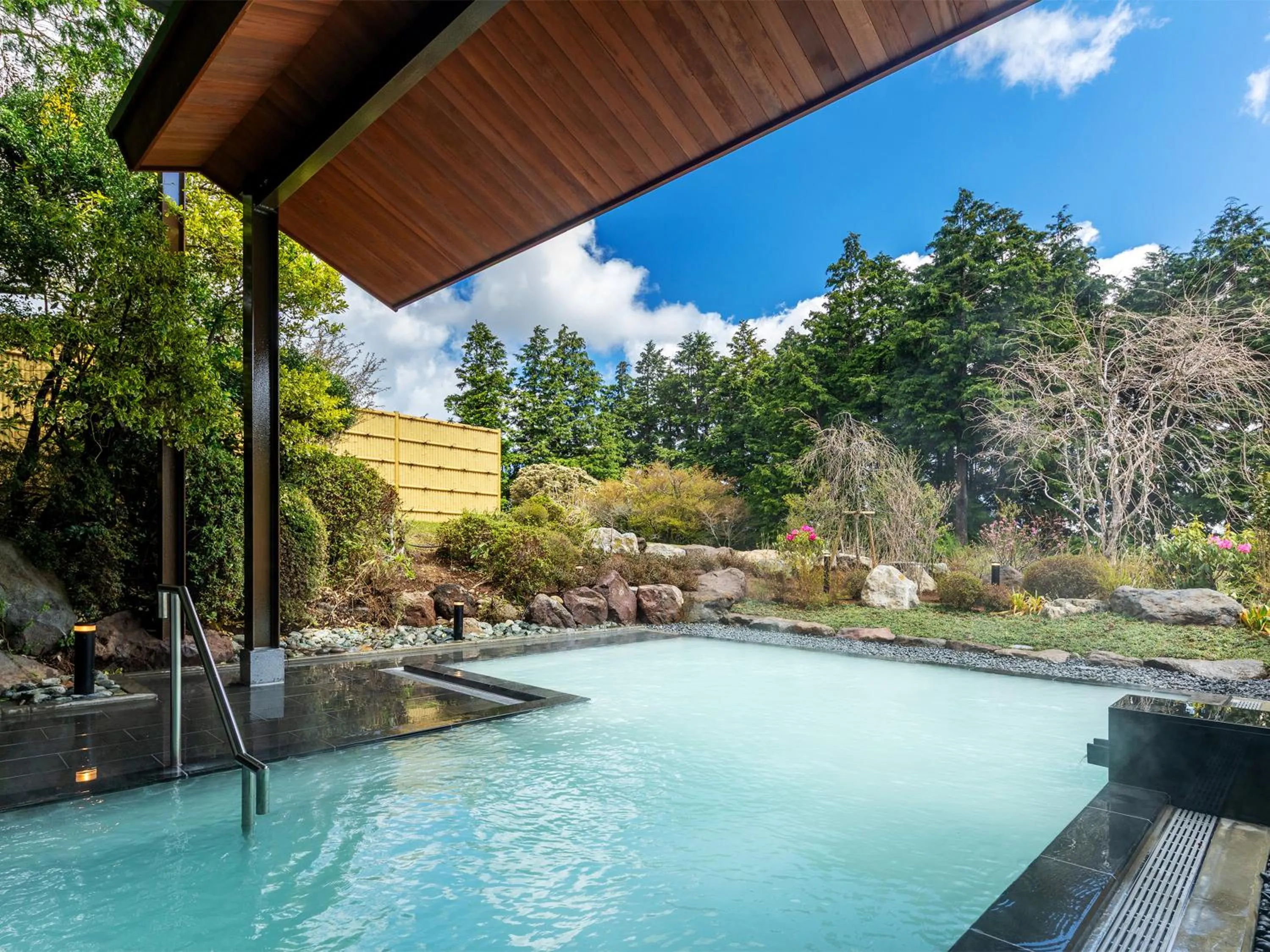 Open Air Bath in Hakone Yunohana Prince Hotel