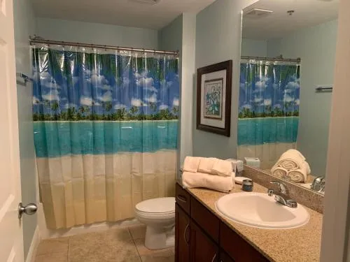 1717 Laketown Wharf 1 King Bedroom, 2 Bath