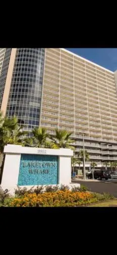 1717 Laketown Wharf 1 King Bedroom, 2 Bath
