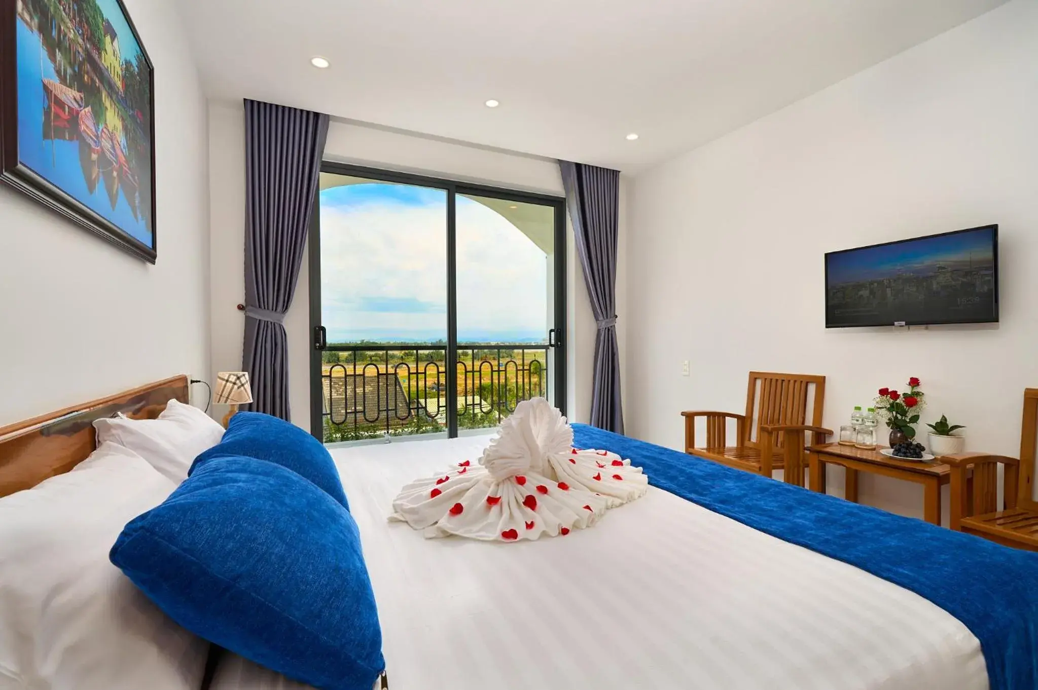 Bed in Hoi An Legend Charm Boutique Hoi An Hotel Bed in Hoi An Legend Charm Boutique Hoi An Hotel