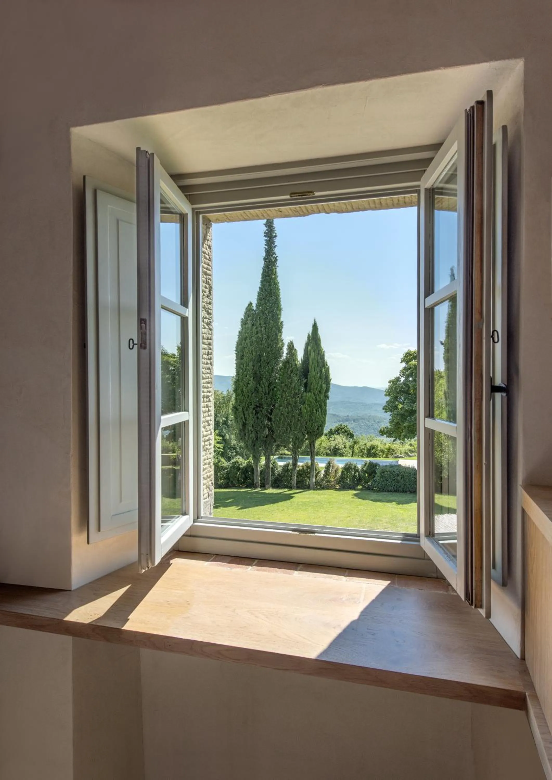 City view in Badia di Pomaio