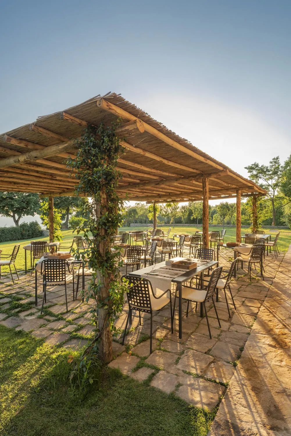 Restaurant/places to eat in Badia di Pomaio