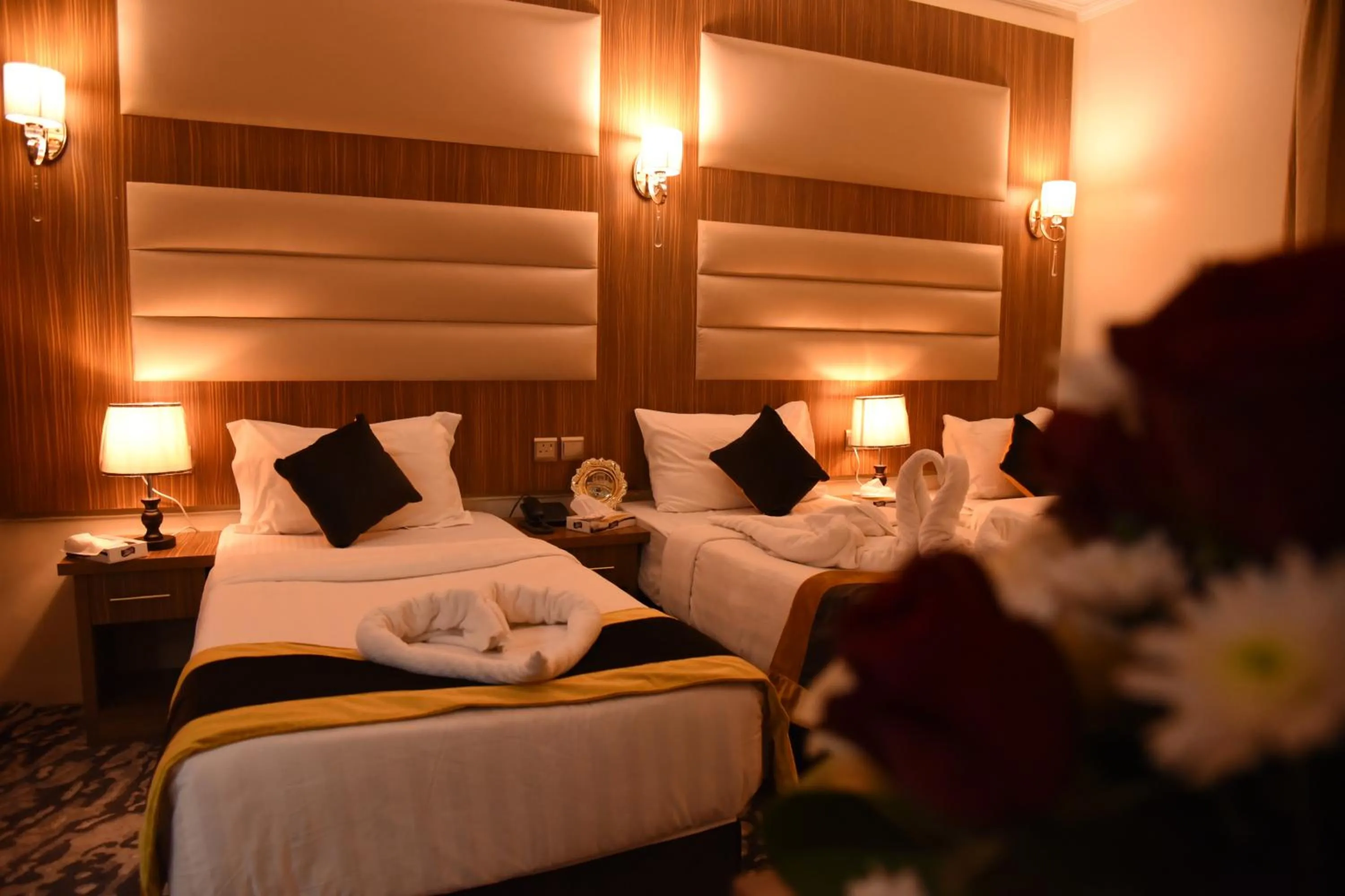 Bed in فندق قصر الاندلس الذهبي - Alandalus golden palace Hotel