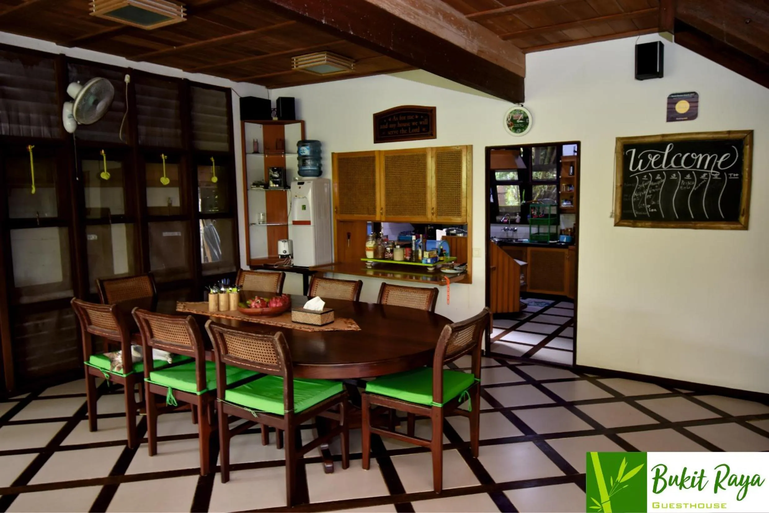 Coffee/tea facilities in Bukit Raya Guesthouse
