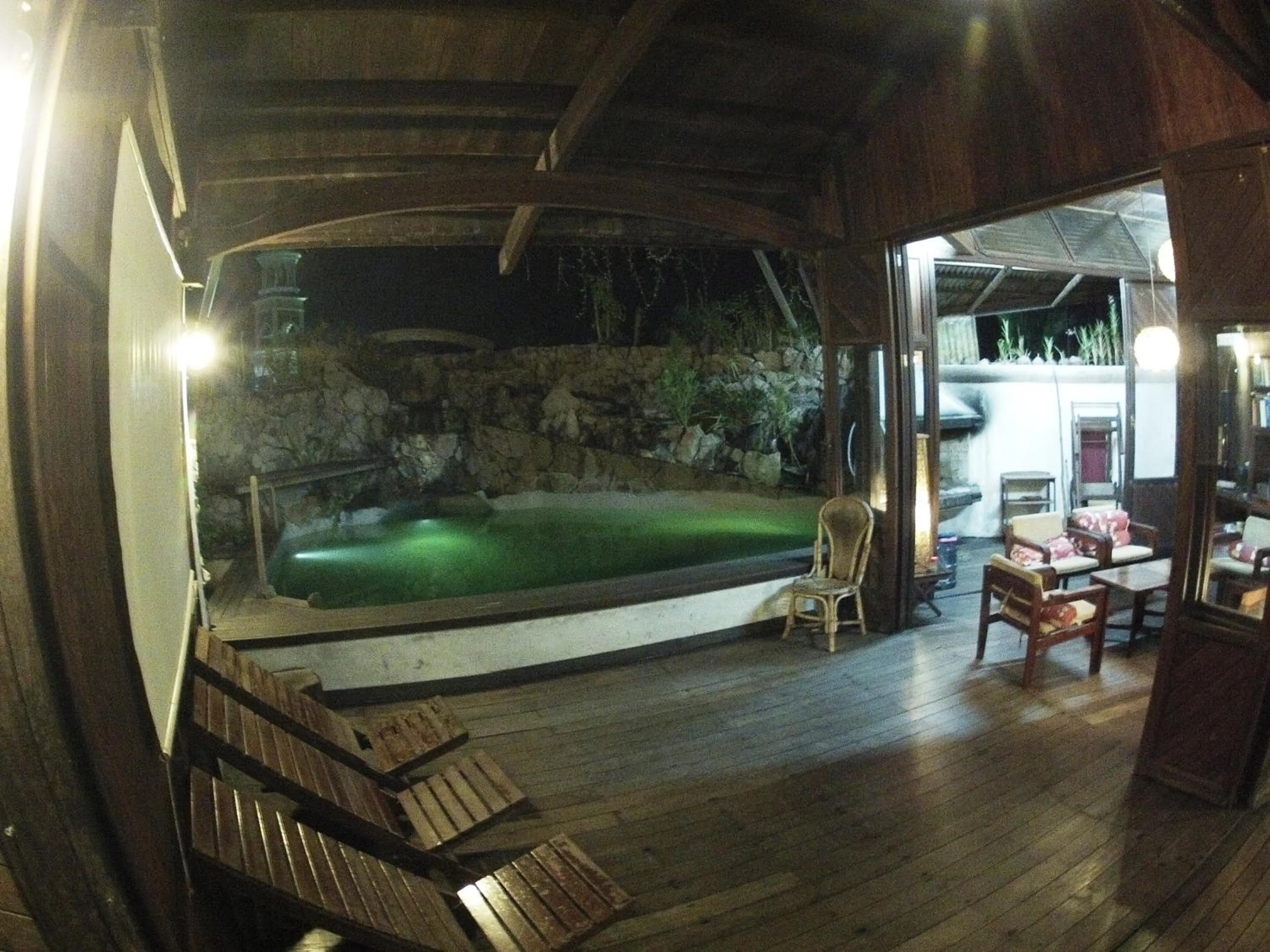 Swimming pool in Bukit Raya Guesthouse