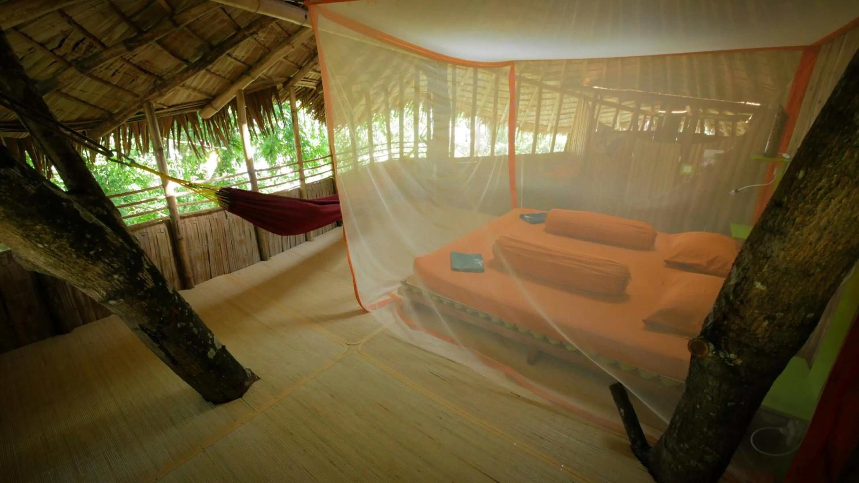 Balcony/Terrace in Bukit Raya Guesthouse