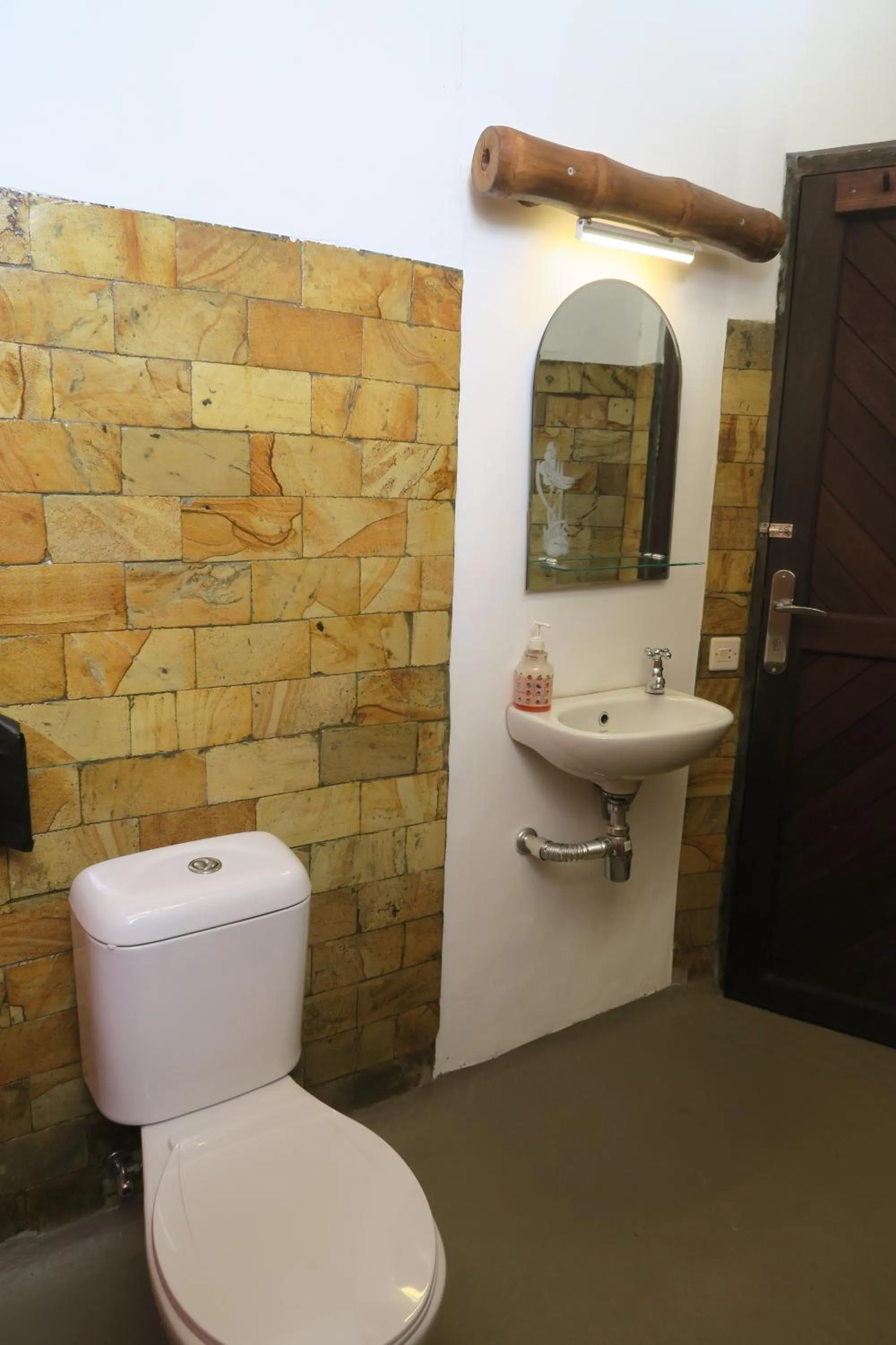 Bathroom in Bukit Raya Guesthouse