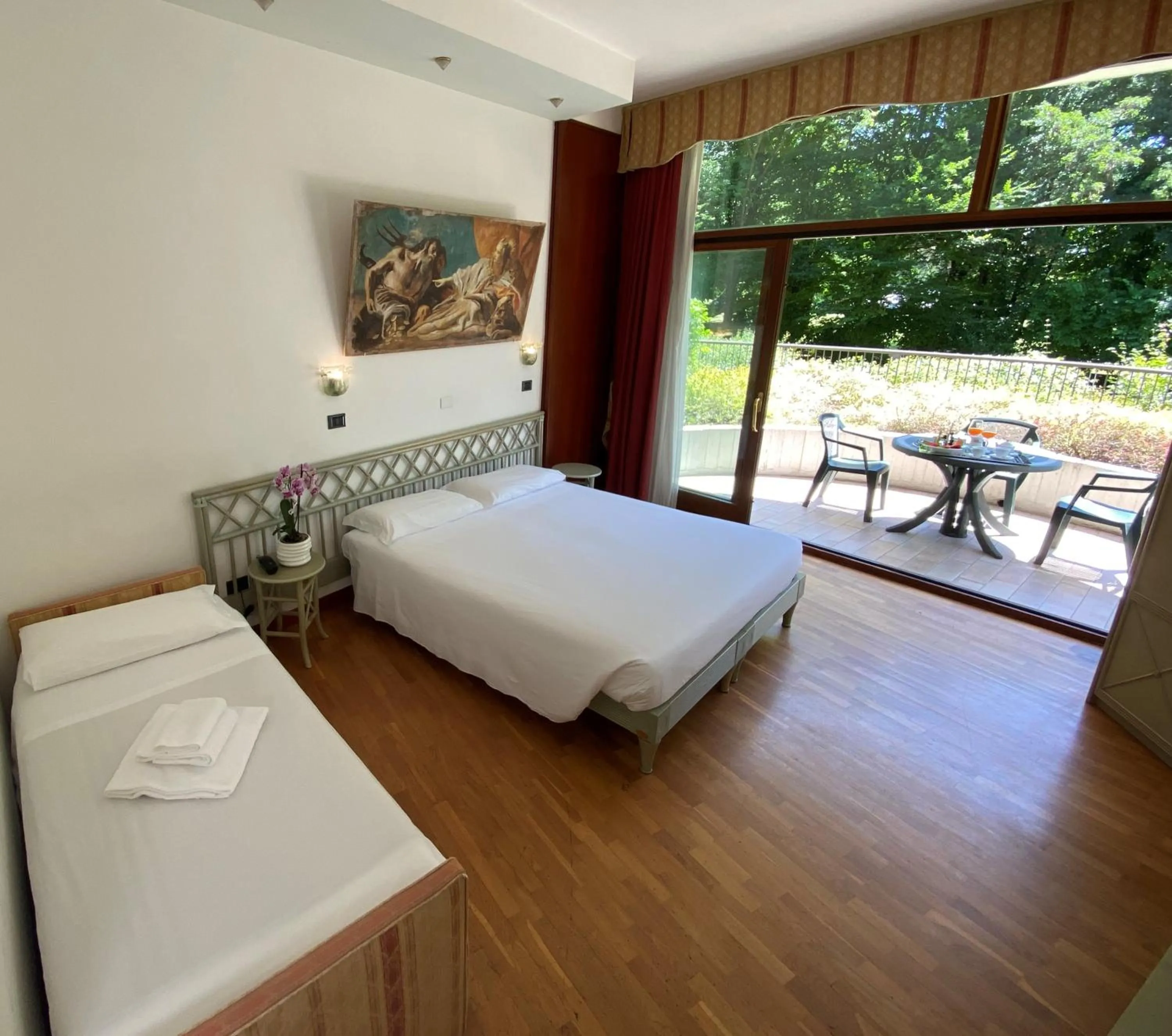 Bed in Park Hotel Junior