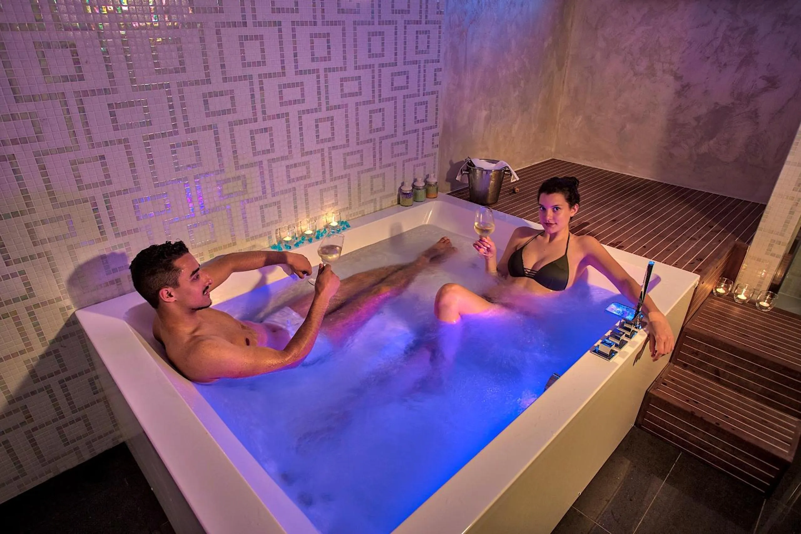 Massage in Park Hotel Junior