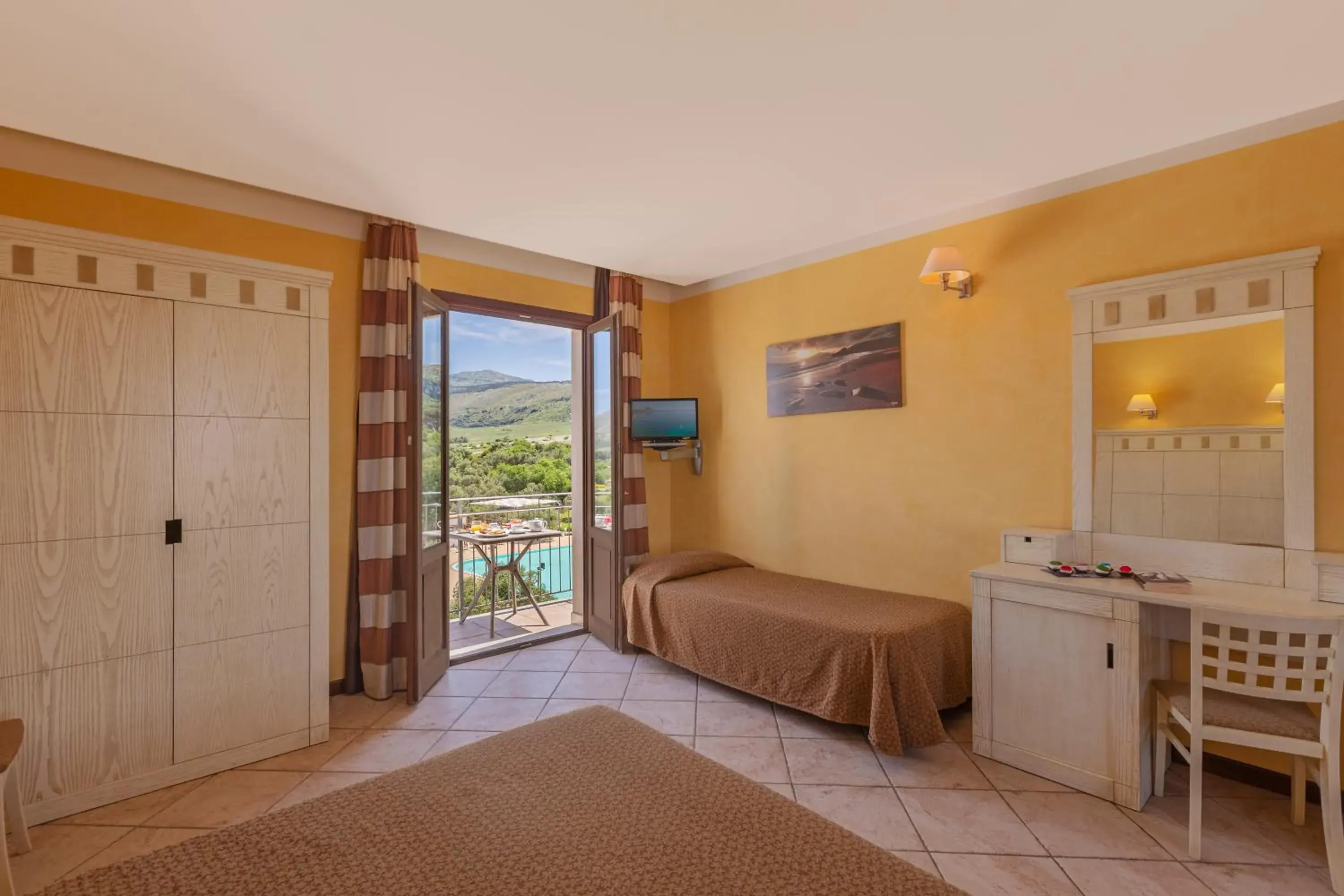 Bedroom in Villa Zina Family Resort Bedroom in Villa Zina Family Resort