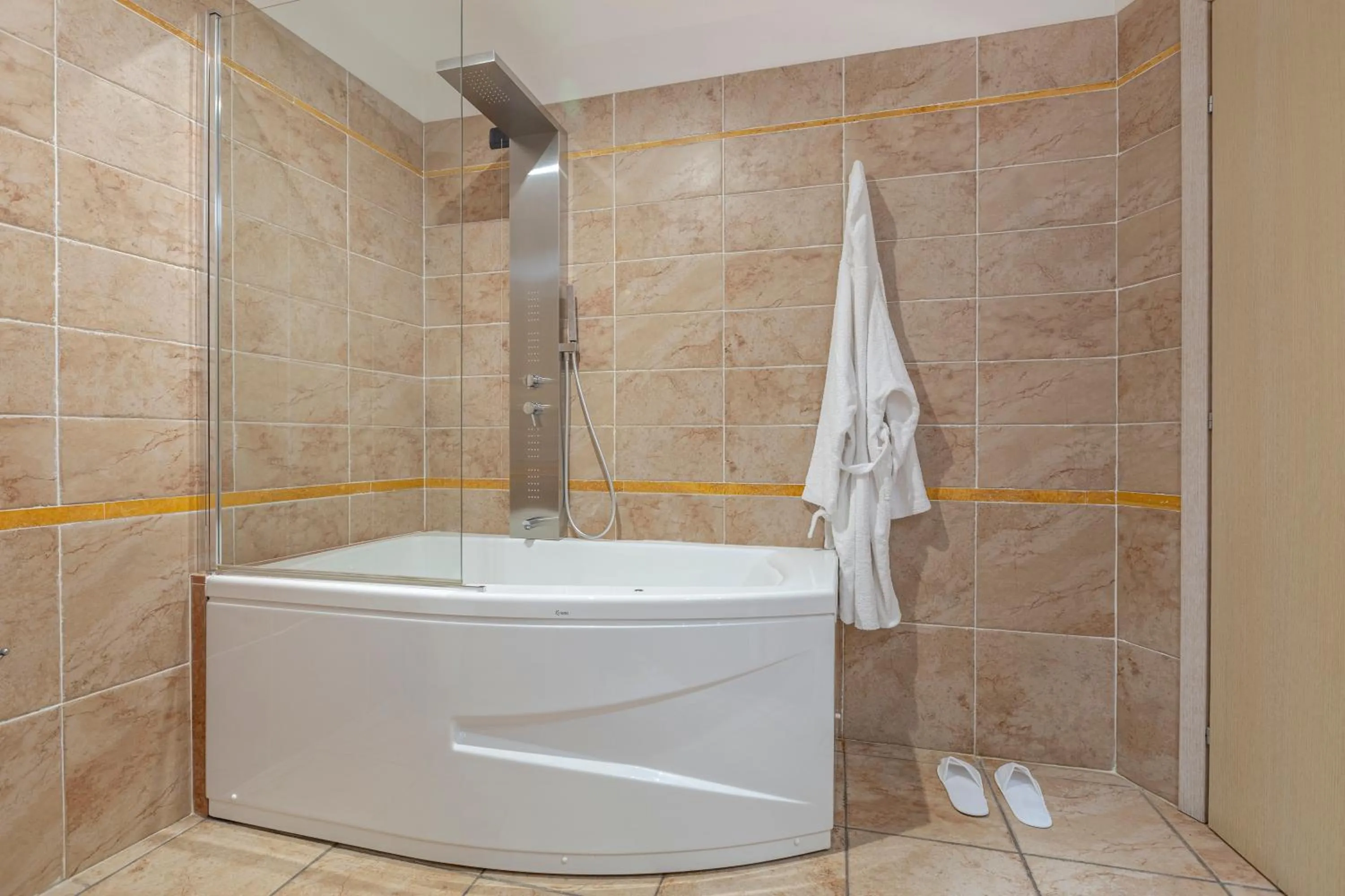 Bathroom in Villa Zina Family Resort