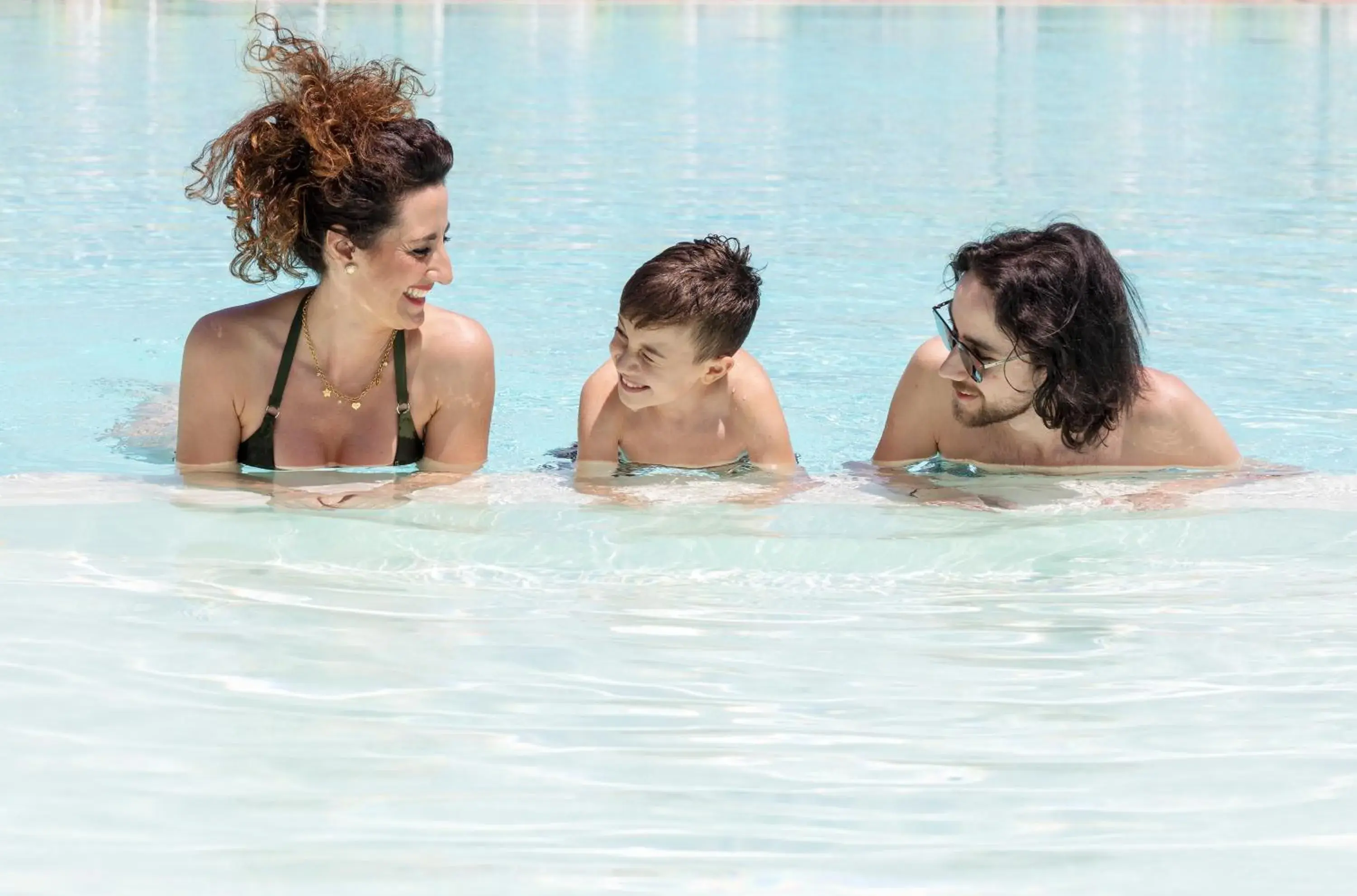 Swimming pool in Villa Zina Family Resort Swimming pool in Villa Zina Family Resort