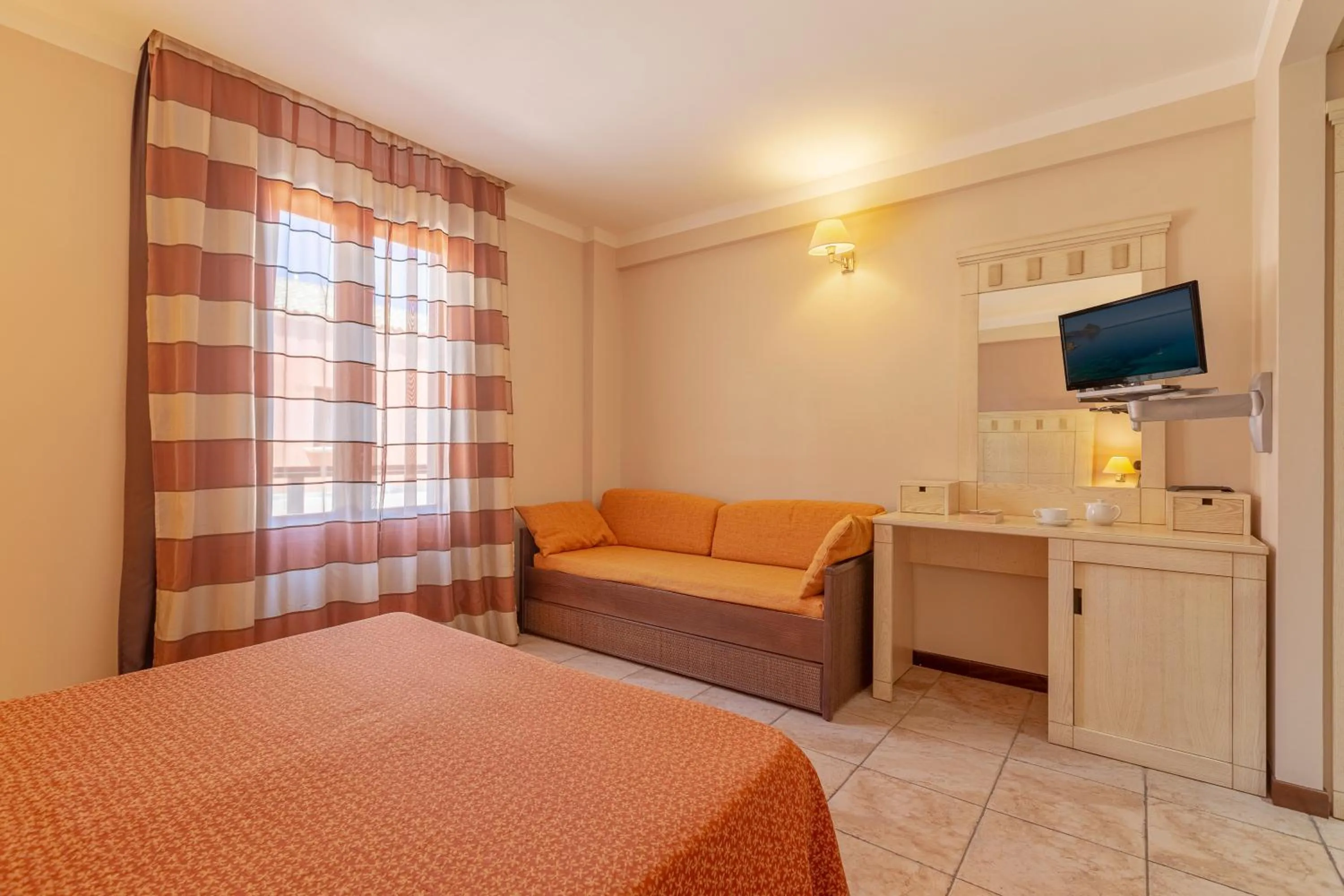 Photo of the whole room, Bed in Villa Zina Family Resort