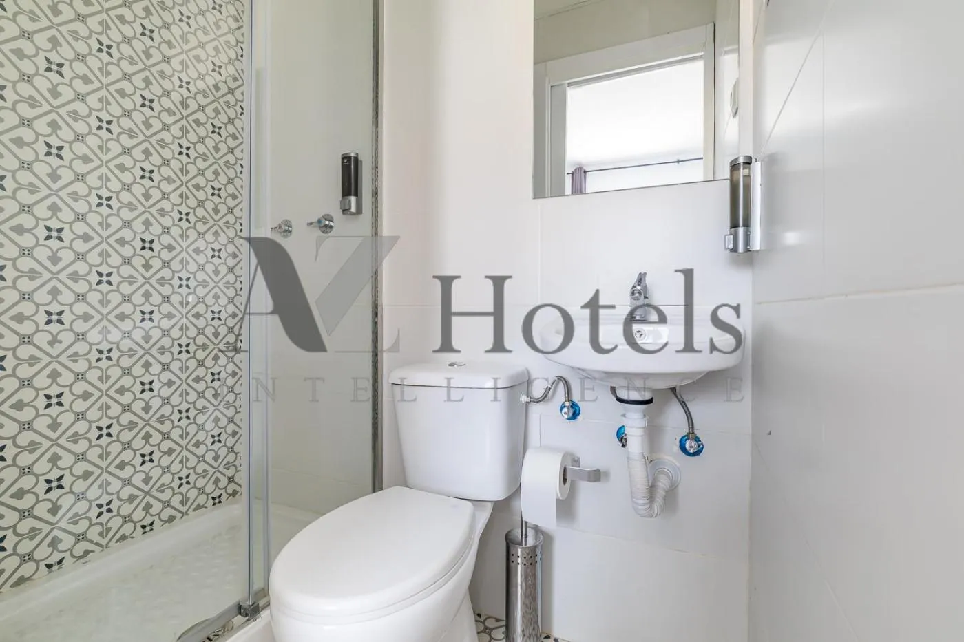 Shower in AYZ Elcano - Auto check-in property