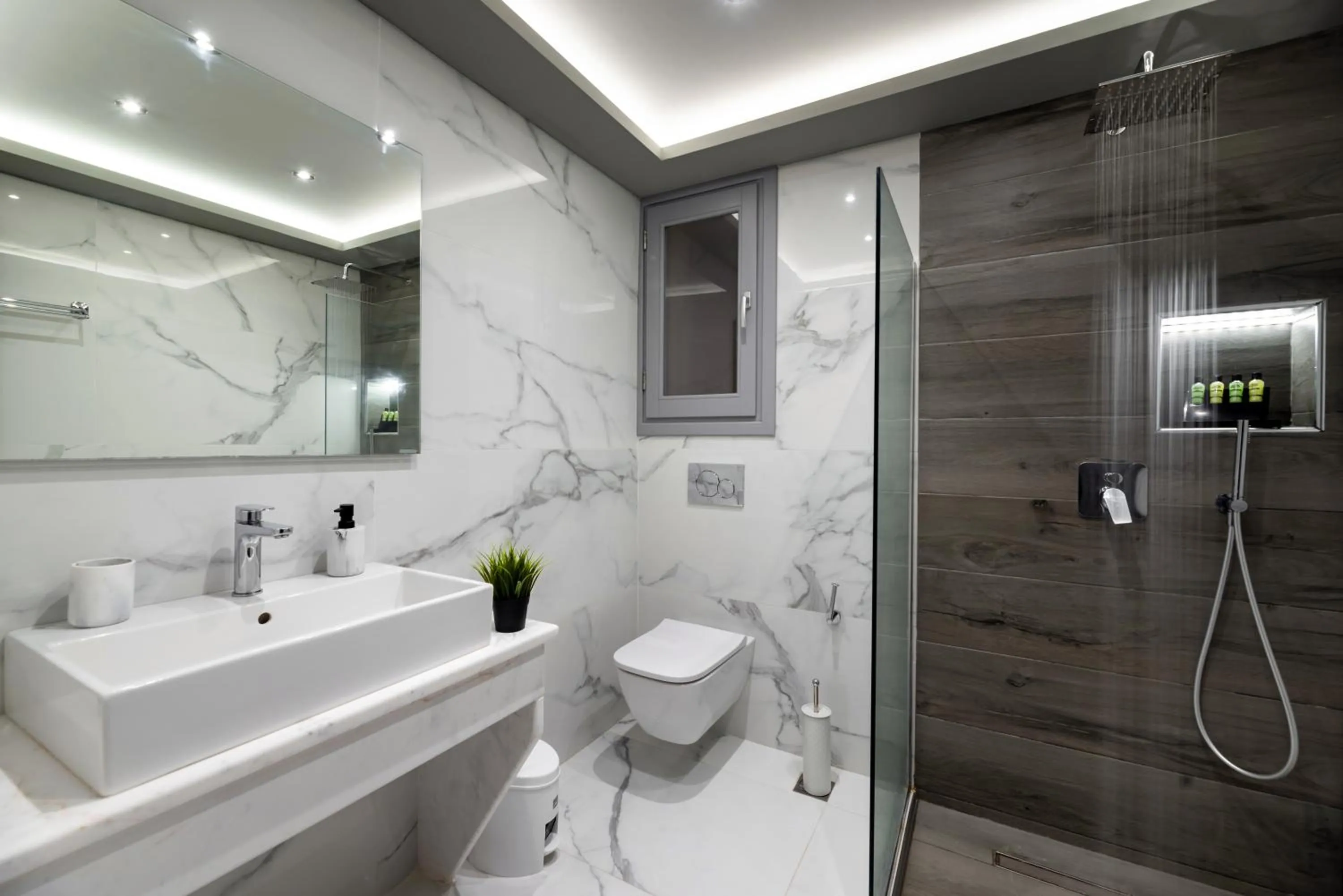 Shower in Filoxenia Luxury Villas