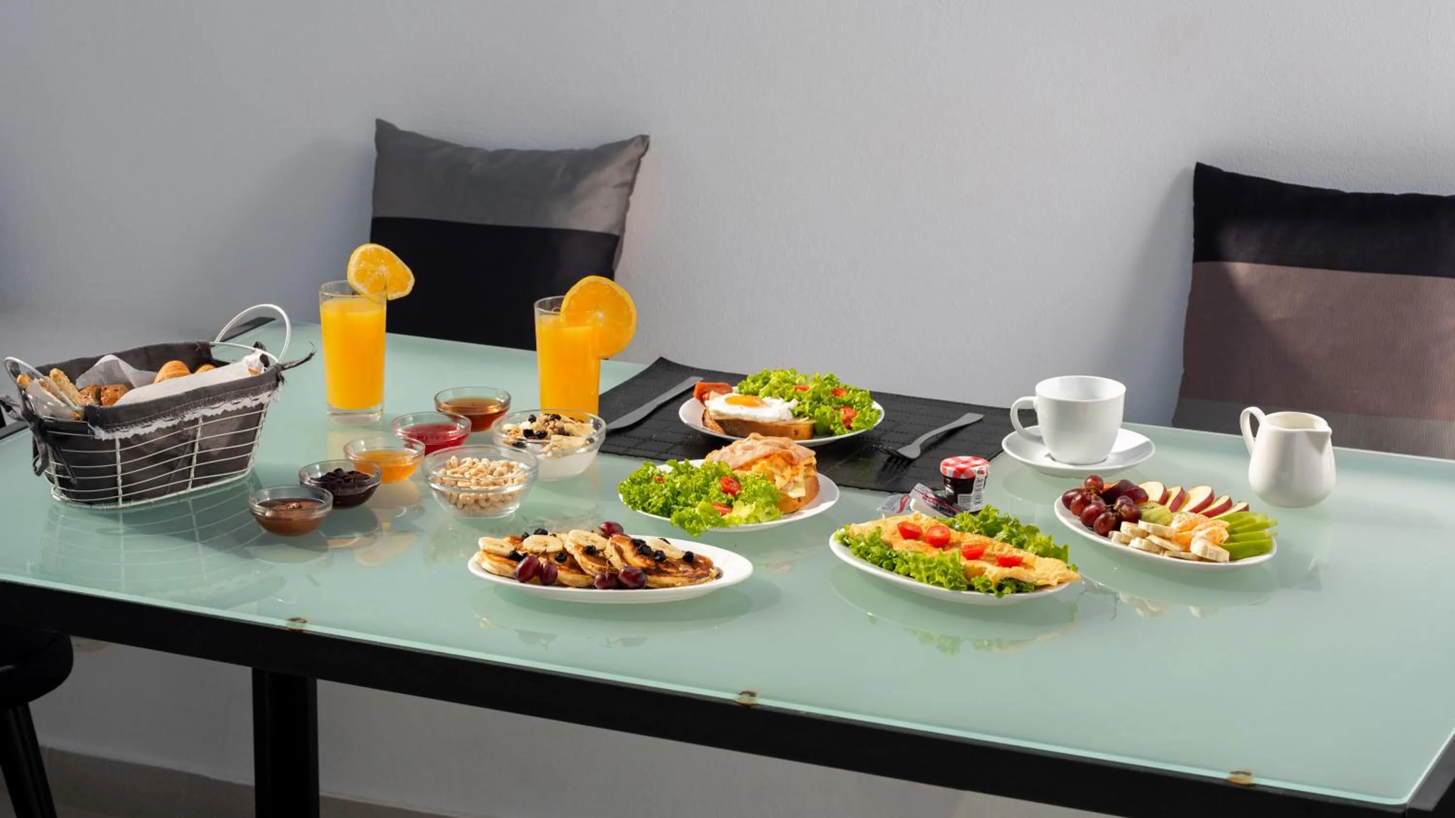Breakfast in Filoxenia Luxury Villas
