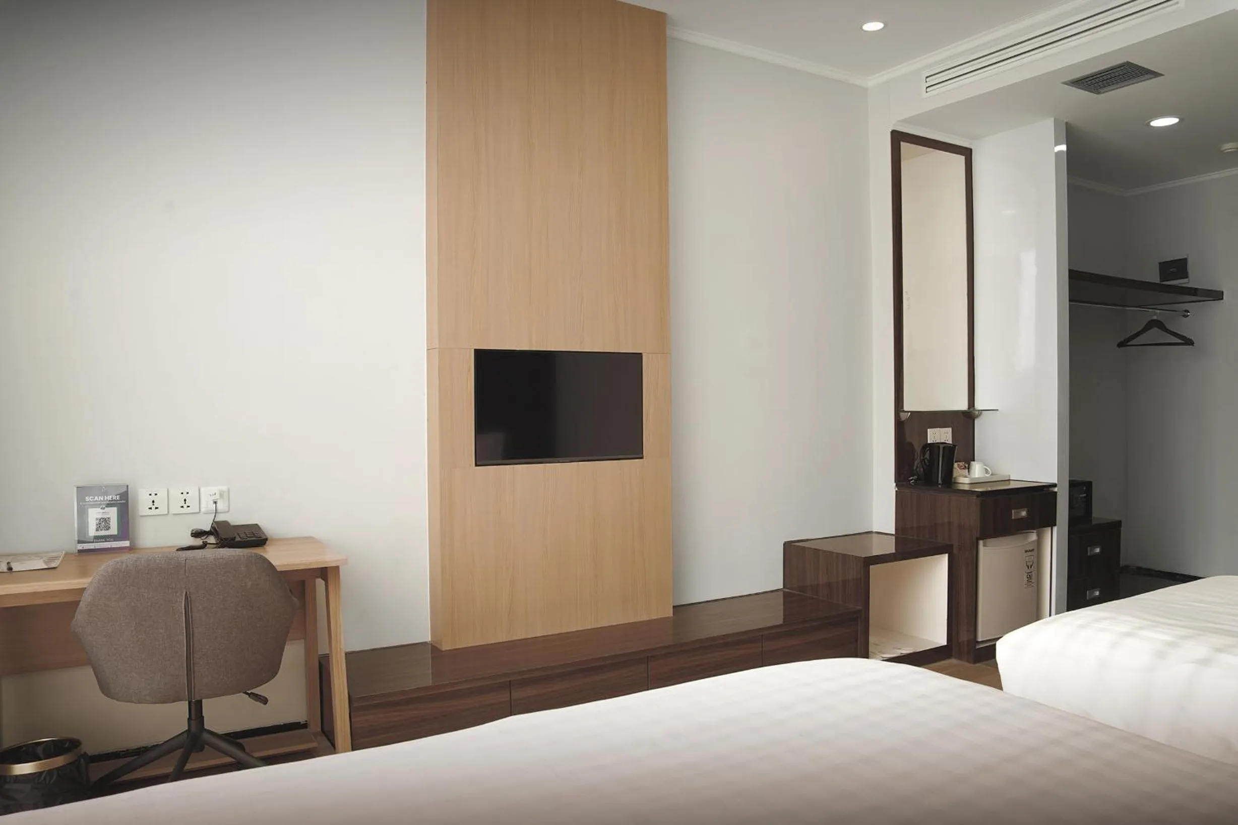 Bedroom, Bed in Dreamtel Jakarta