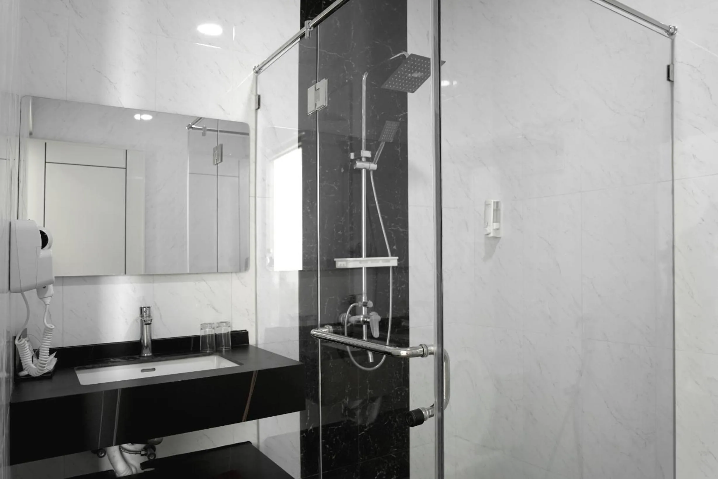 Bathroom in Dreamtel Jakarta