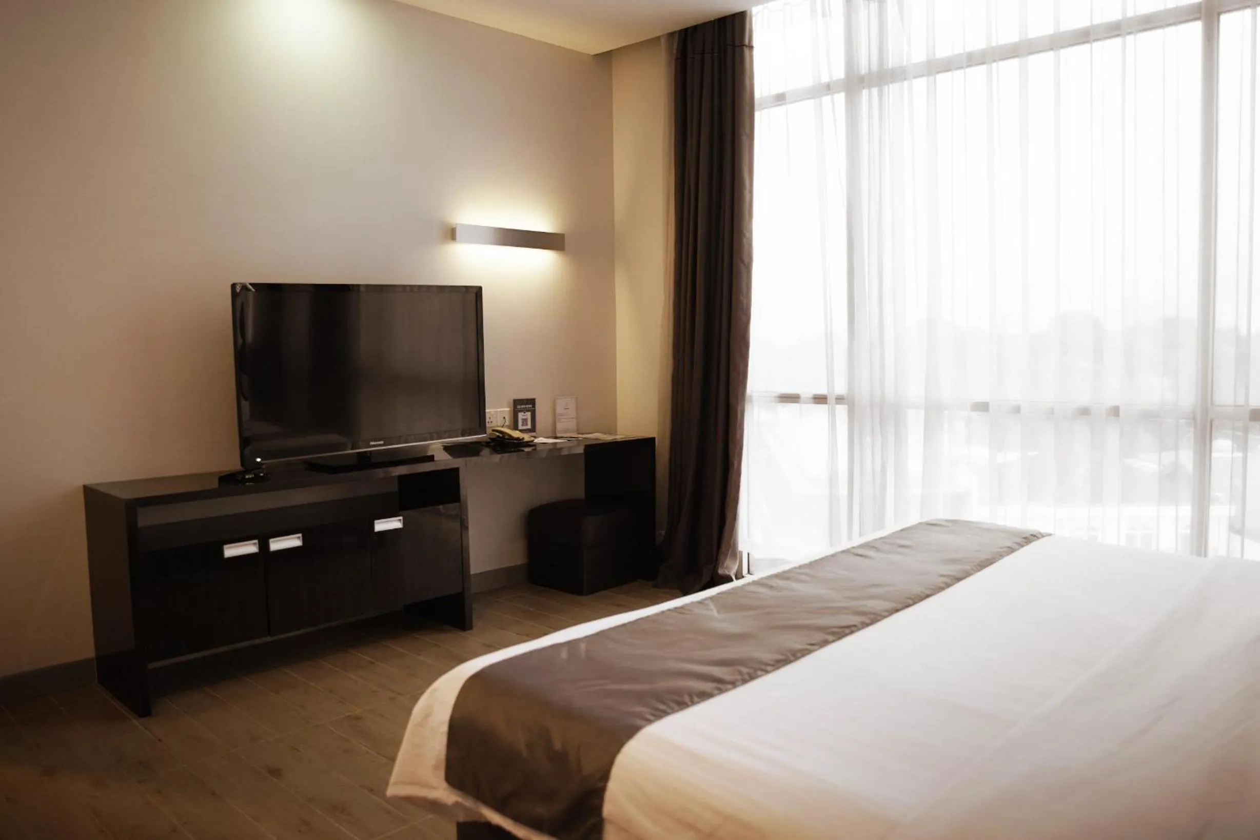 Bedroom, Bed in Dreamtel Jakarta