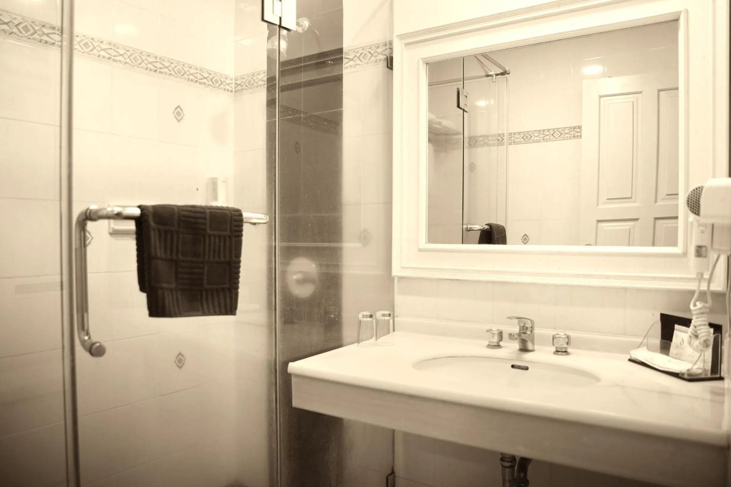 Bathroom in Dreamtel Jakarta