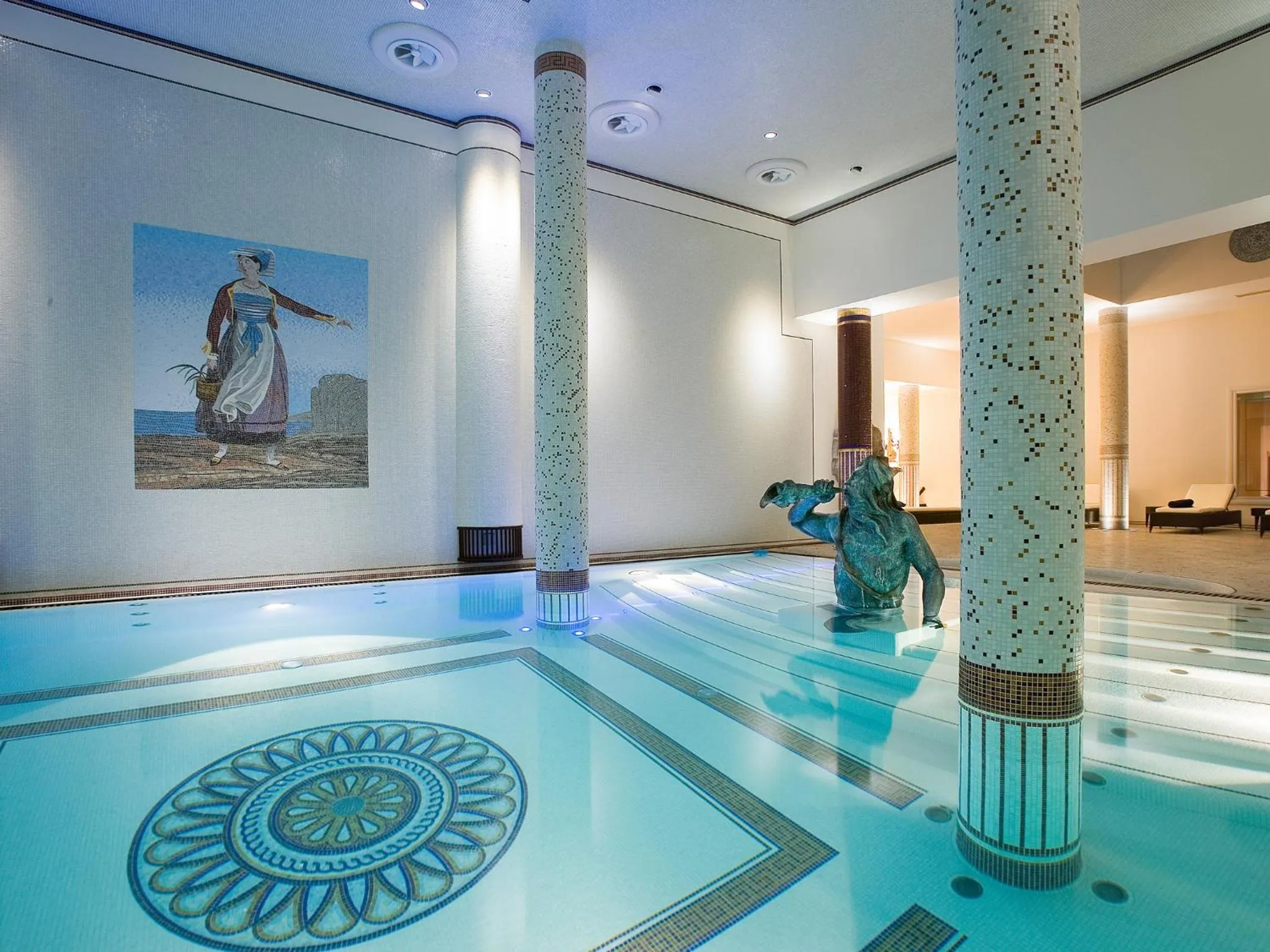 Swimming pool in Palazzo Manzi Terme & Spa