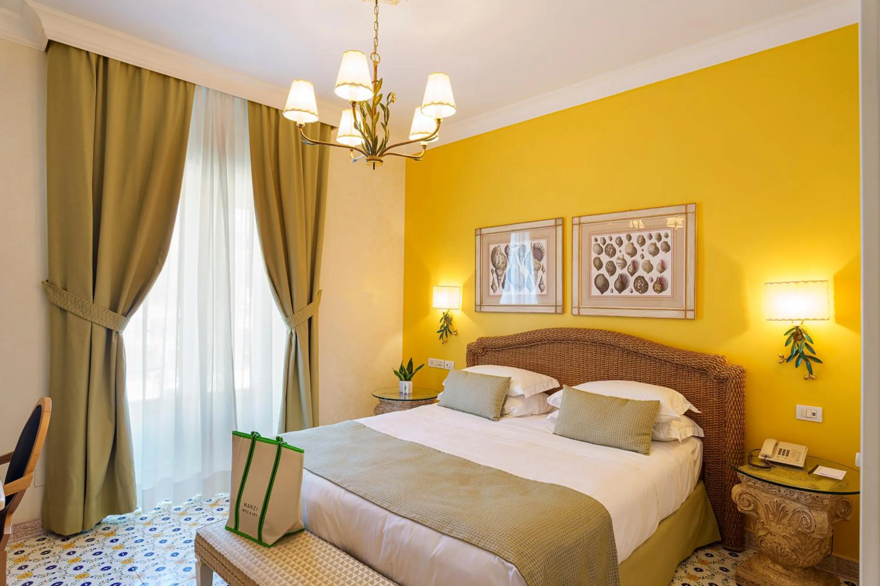 Bed in Palazzo Manzi Terme & Spa