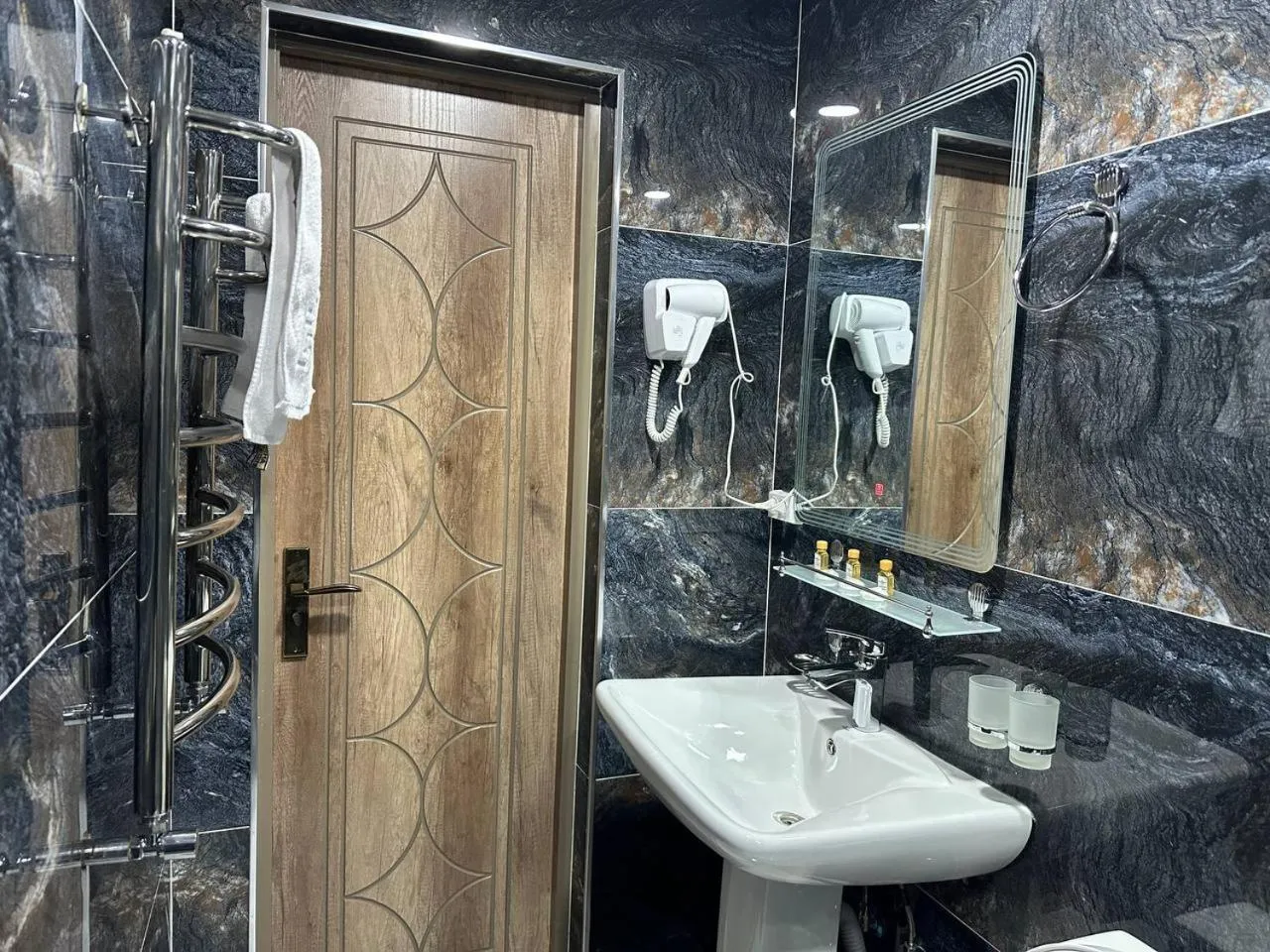 Shower in Rayyan Hotel Samarkand