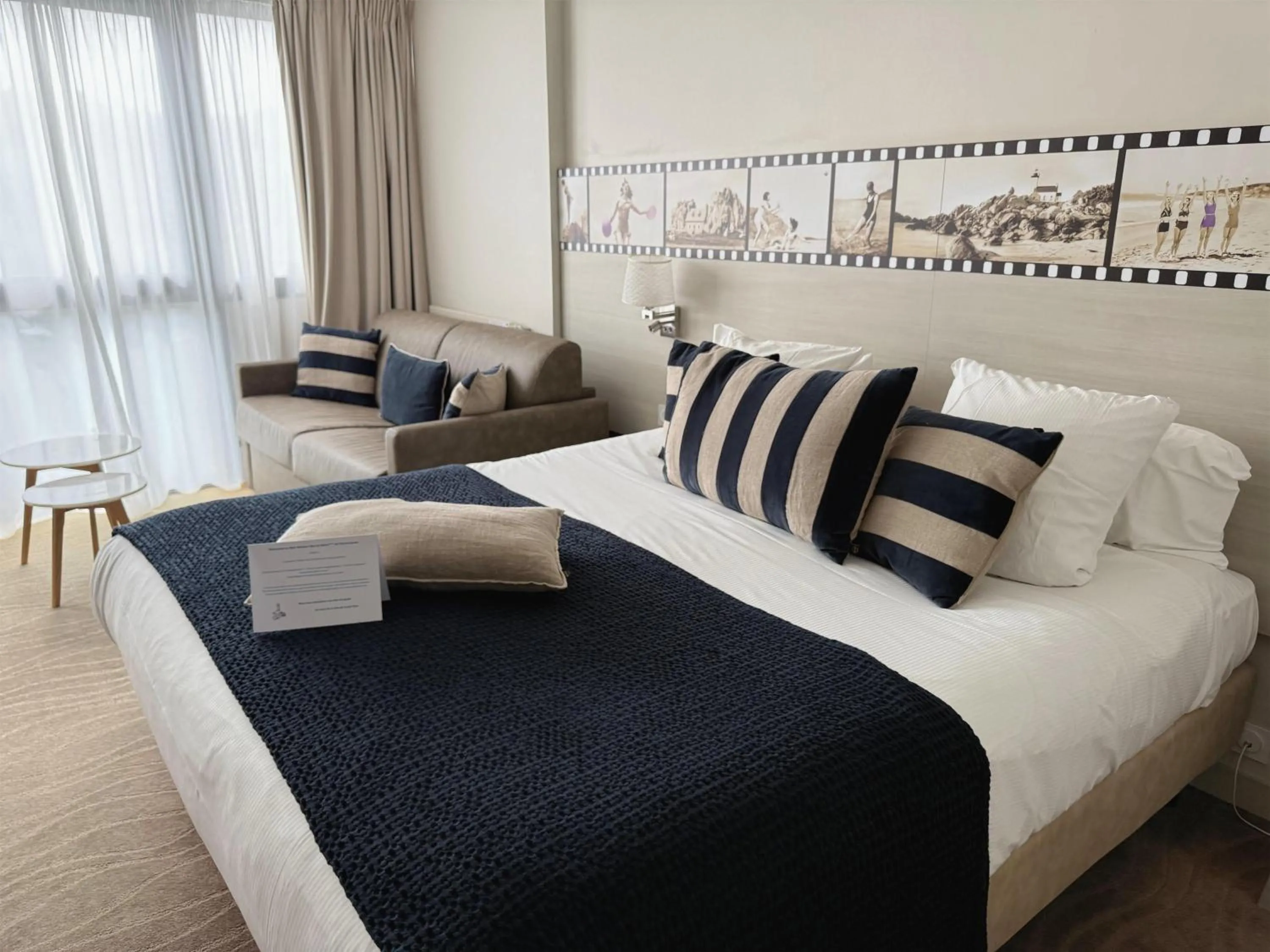 Bedroom, Bed in Best Western Les Bains Hotel et SPA