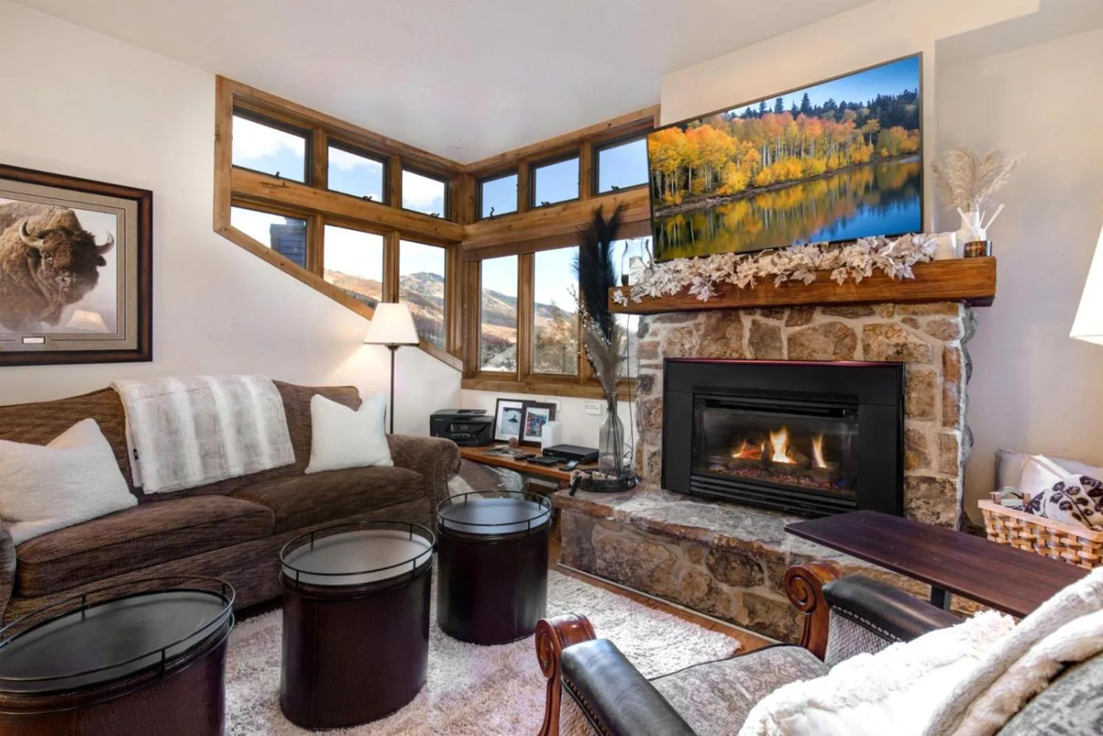 Other in KBM Resorts In the Heart of Old TownWalk to Main St. Easy access shuttle to PCMR or DV Resorts Private Hot Tub POA-504b