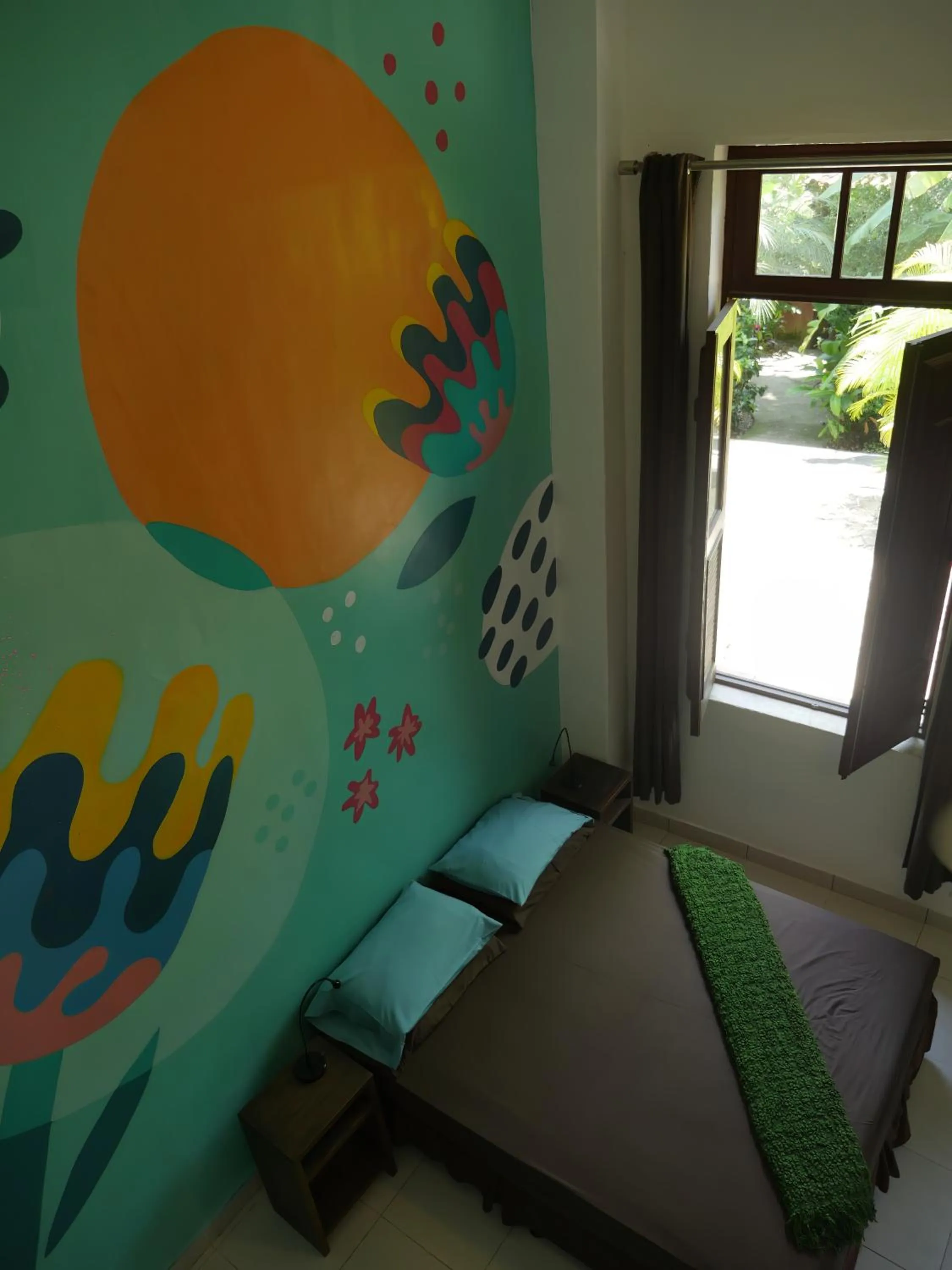 Bathroom, Bed in casaJOMO Art, Food & Music B&B