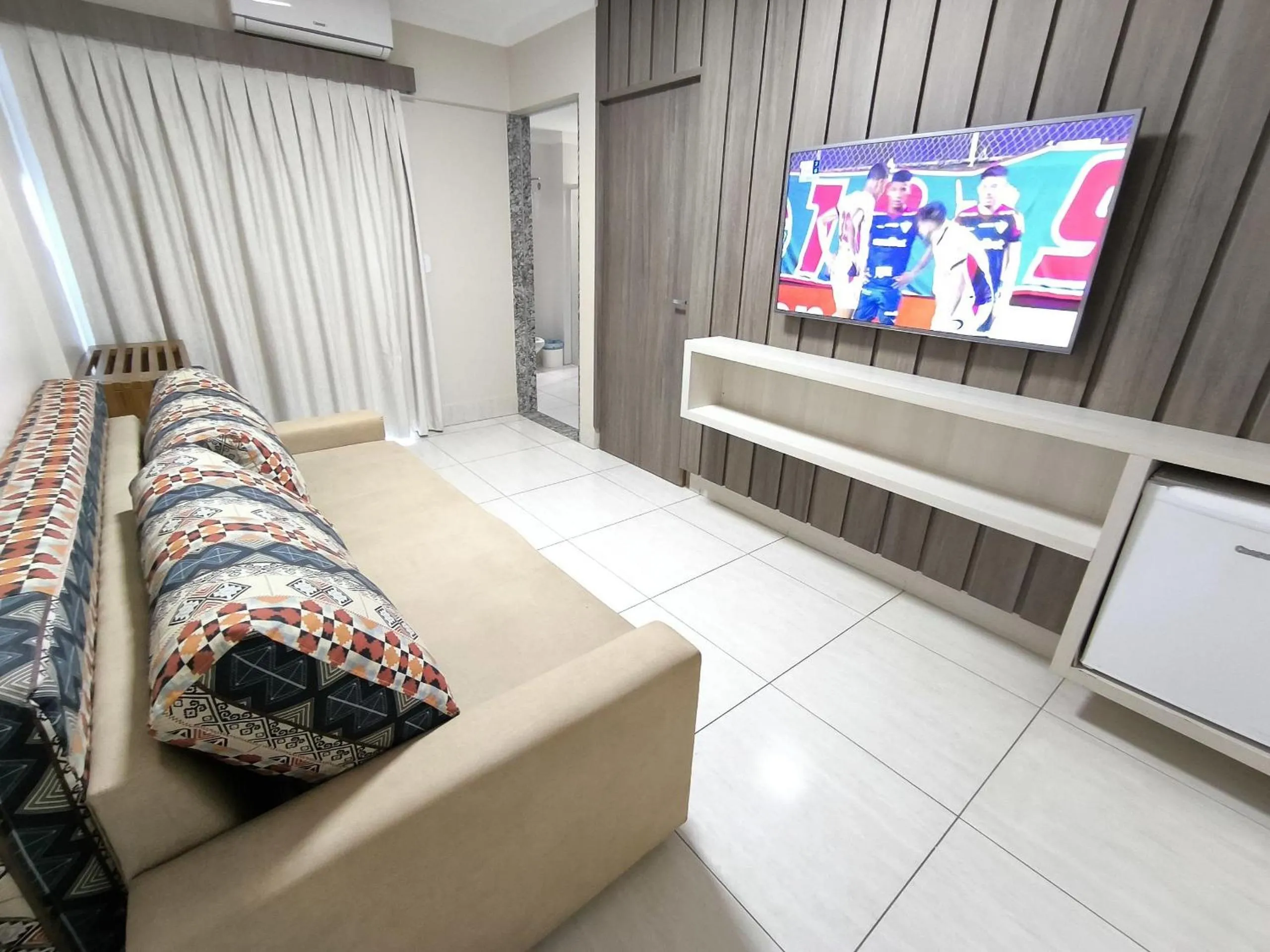 Living room, Bed in Piazza diRoma