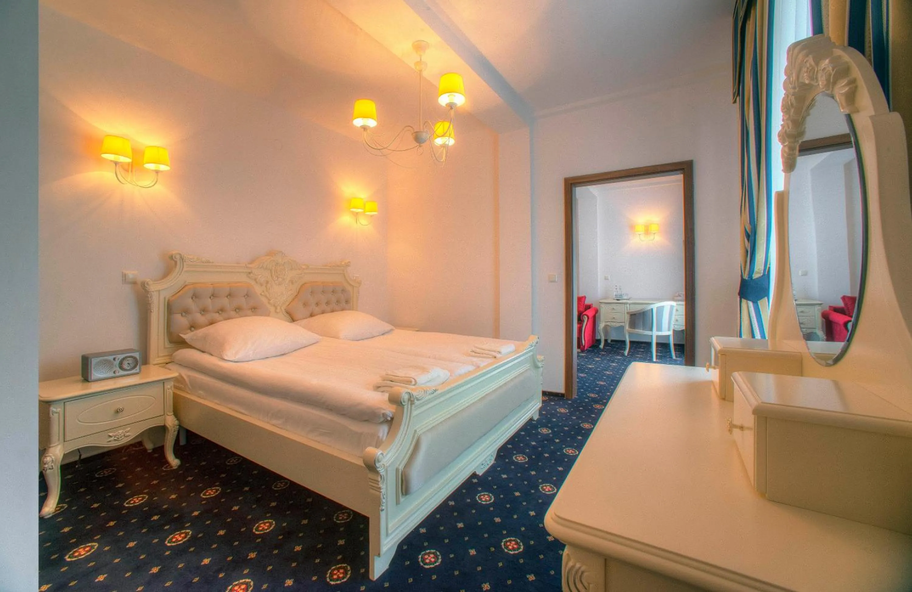 Photo of the whole room, Bed in Hotel Łańcut